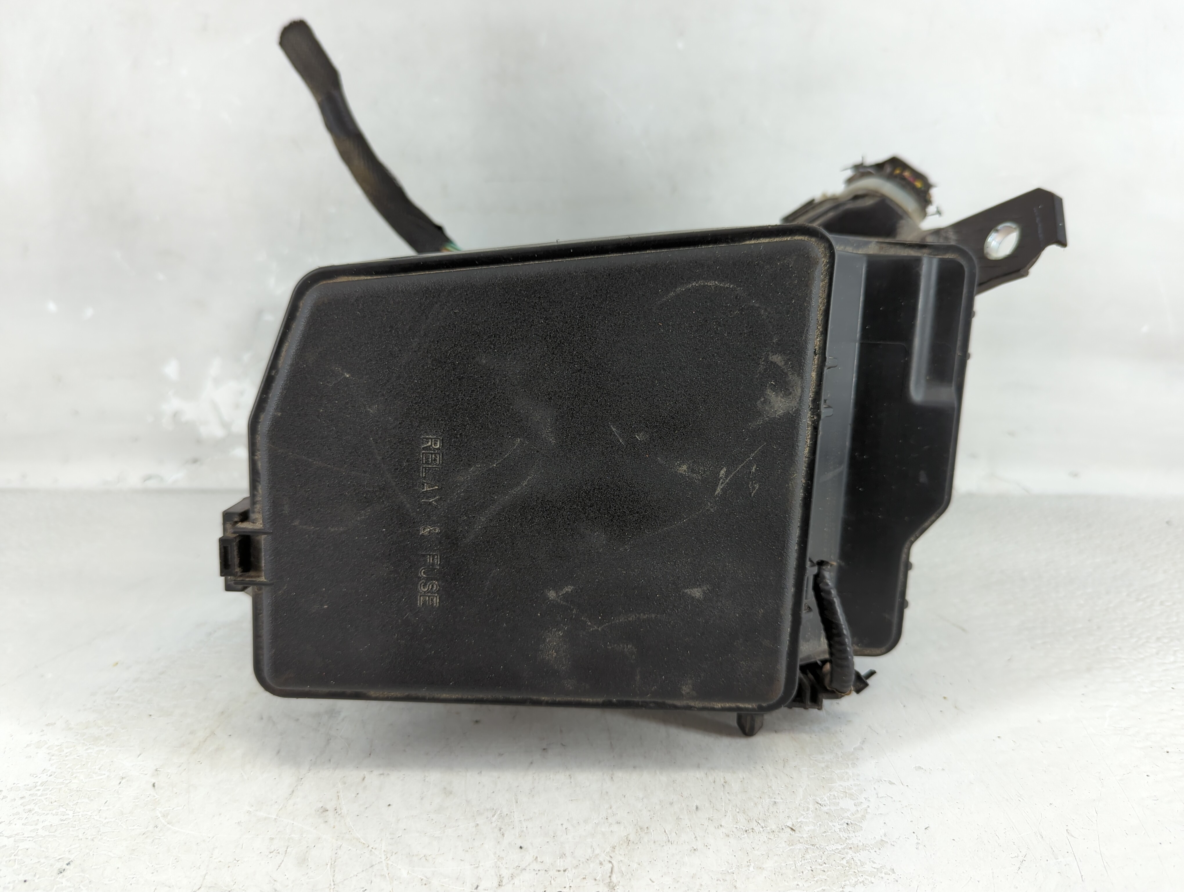 2017-2019 Toyota Highlander Fusebox Fuse Box Relay Module 1073877 - Oemusedautoparts1.com