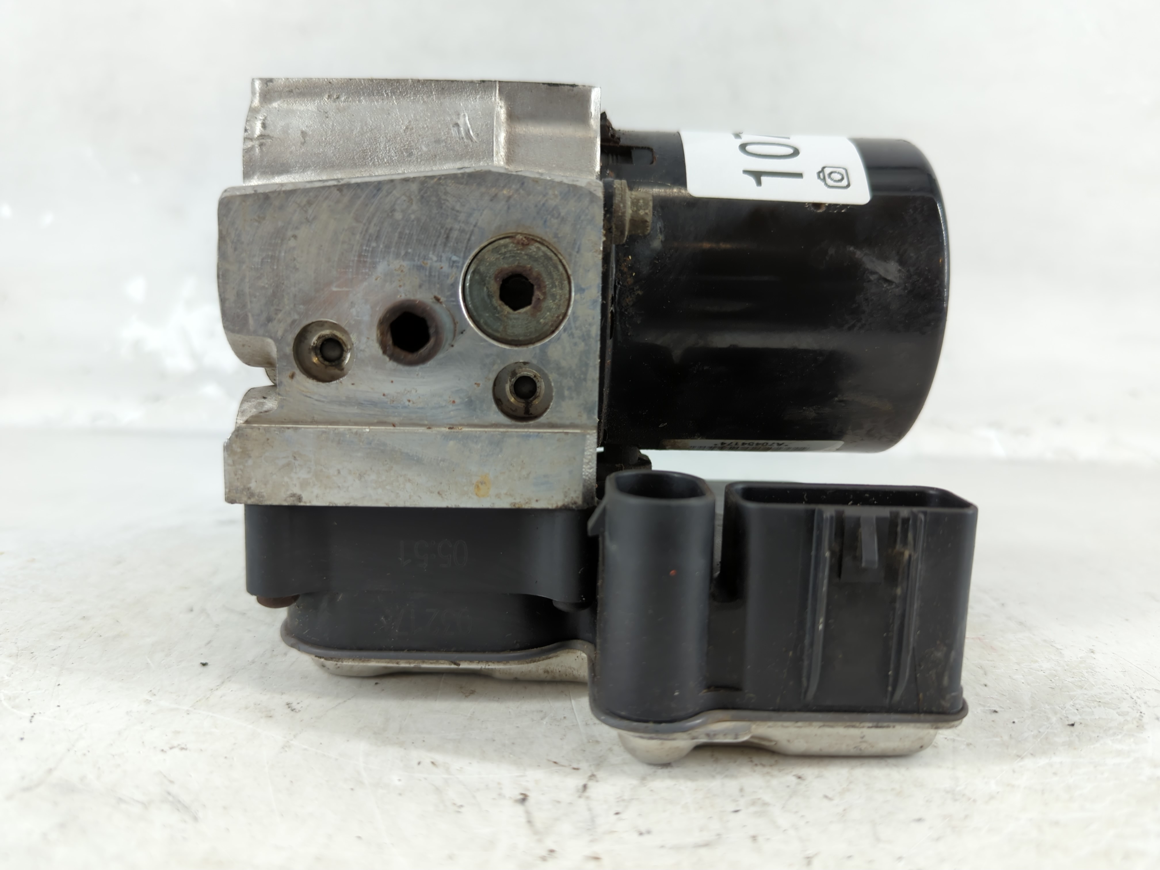 Picture of Chevrolet Trail Blazer (113 W.b.) Trlblz Abs Pump Control Module 1073888