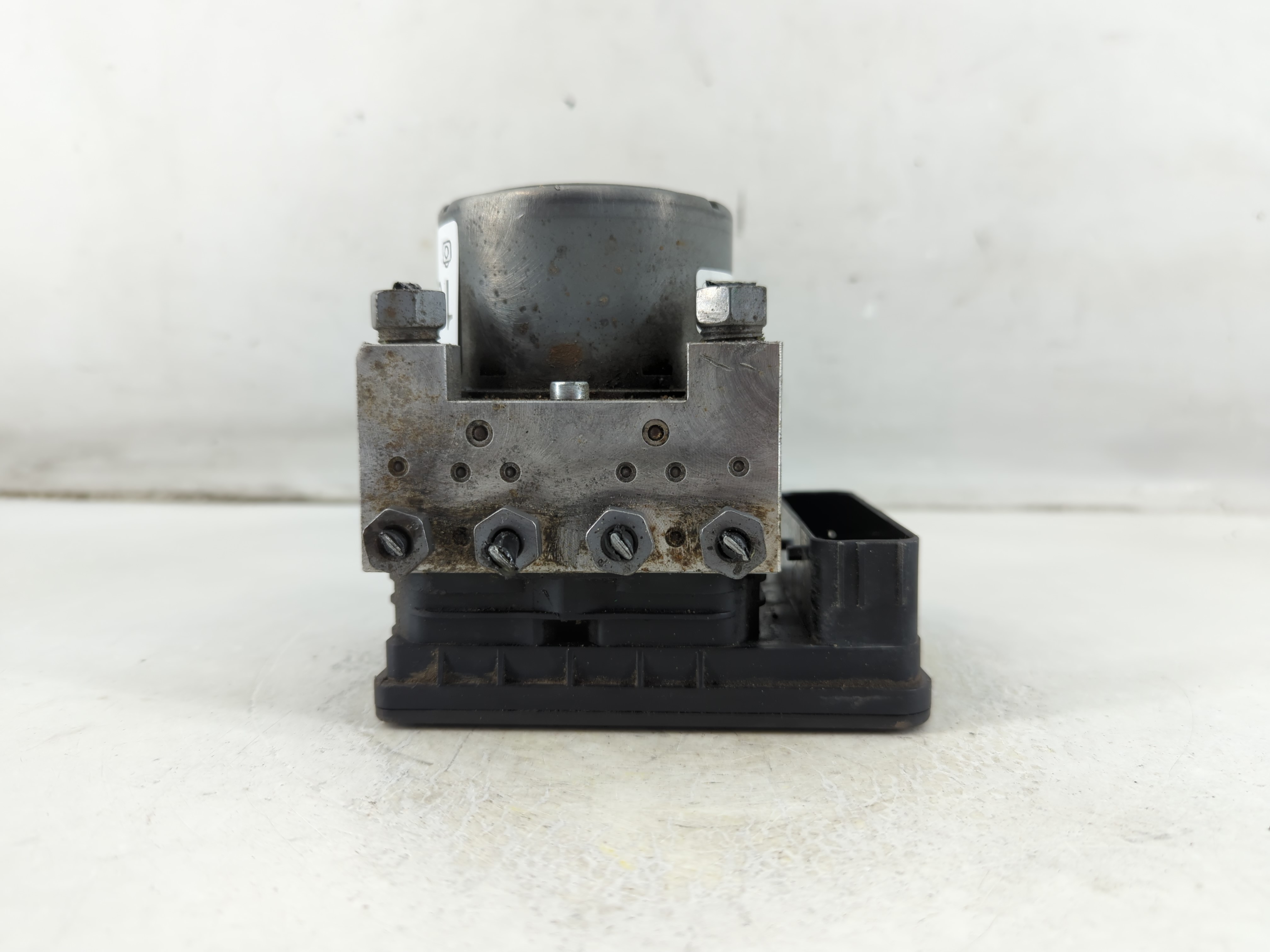 2017 Ford Explorer Abs Pump Control Module 1073931 - Oemusedautoparts1.com