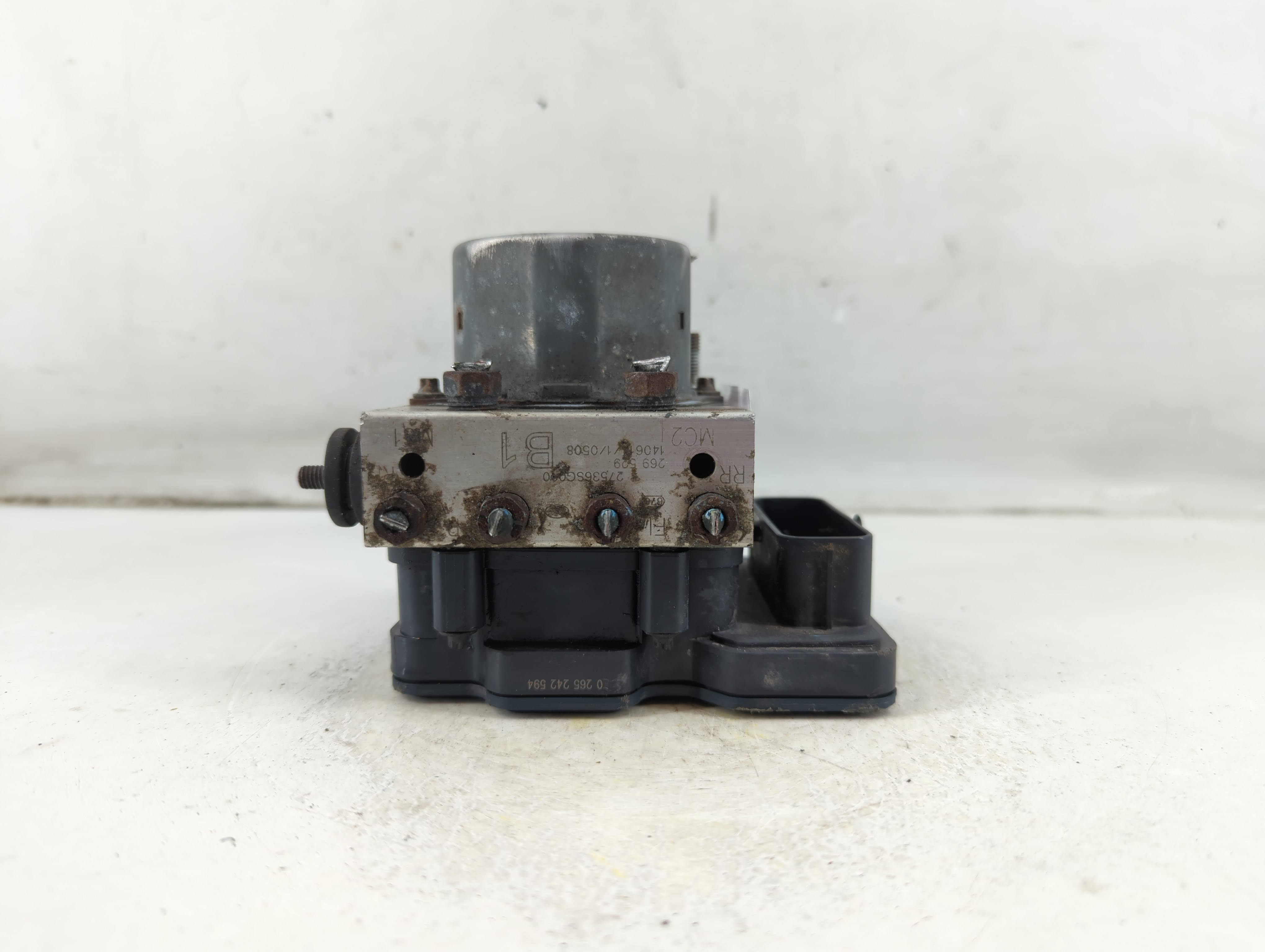 Picture of 2014-2015 Subaru Forester Abs Pump Control Module 1073935