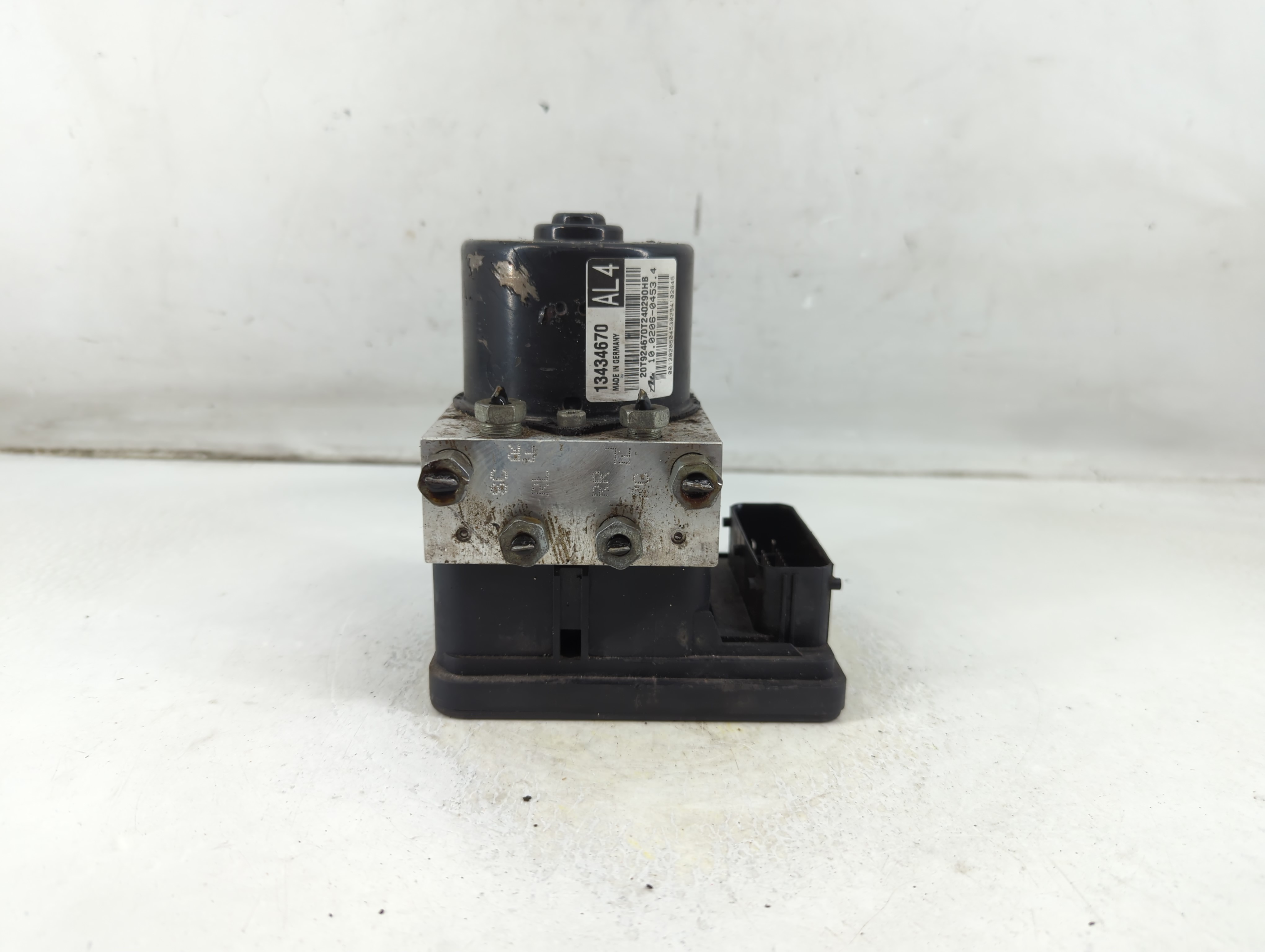 2012-2015 Chevrolet Cruze Abs Pump Control Module 1073938 - Oemusedautoparts1.com