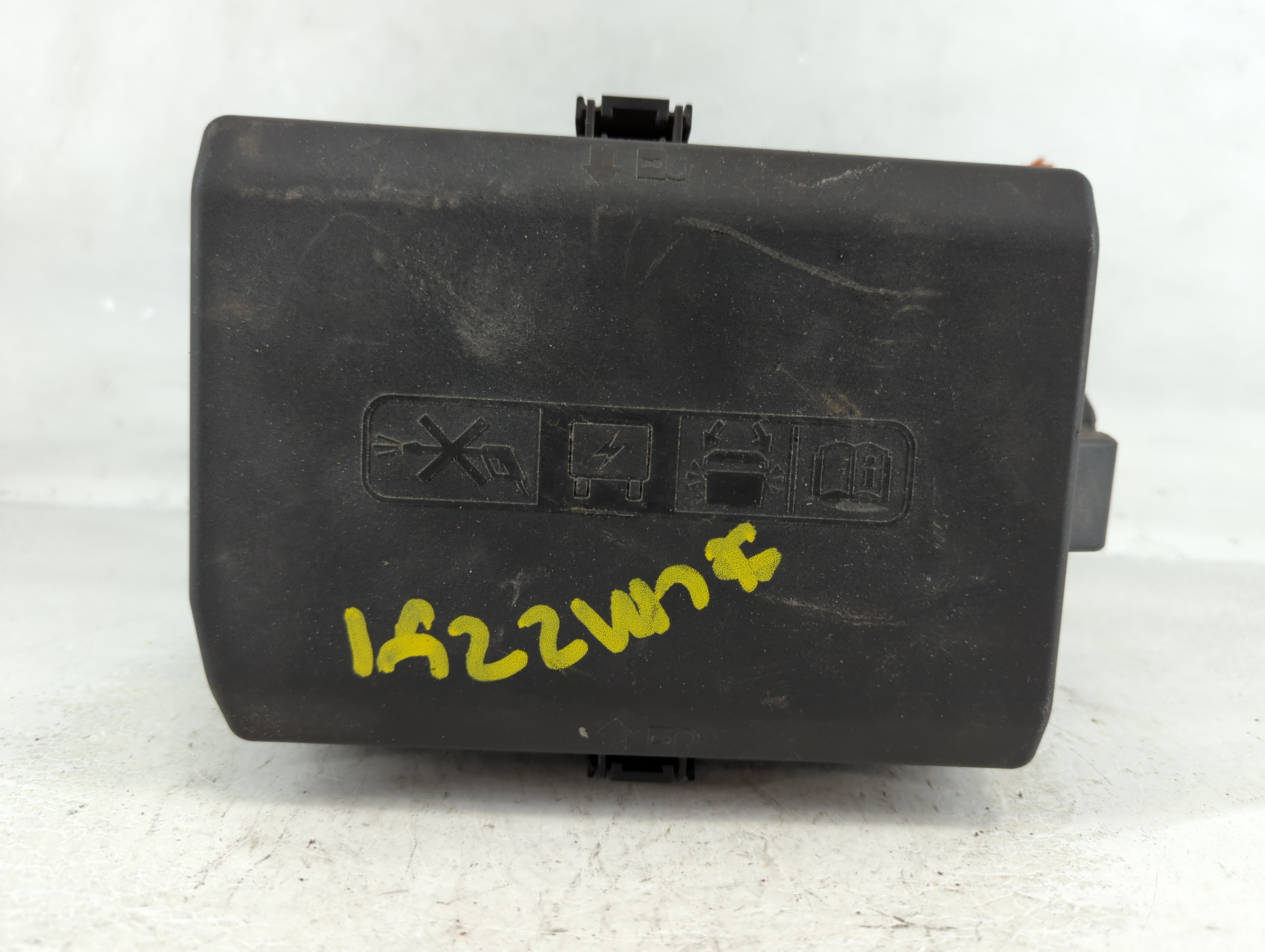 2019-2022 Chevrolet Silverado 1500 Fusebox Fuse Box Relay Module 1073977 - Oemusedautoparts1.com