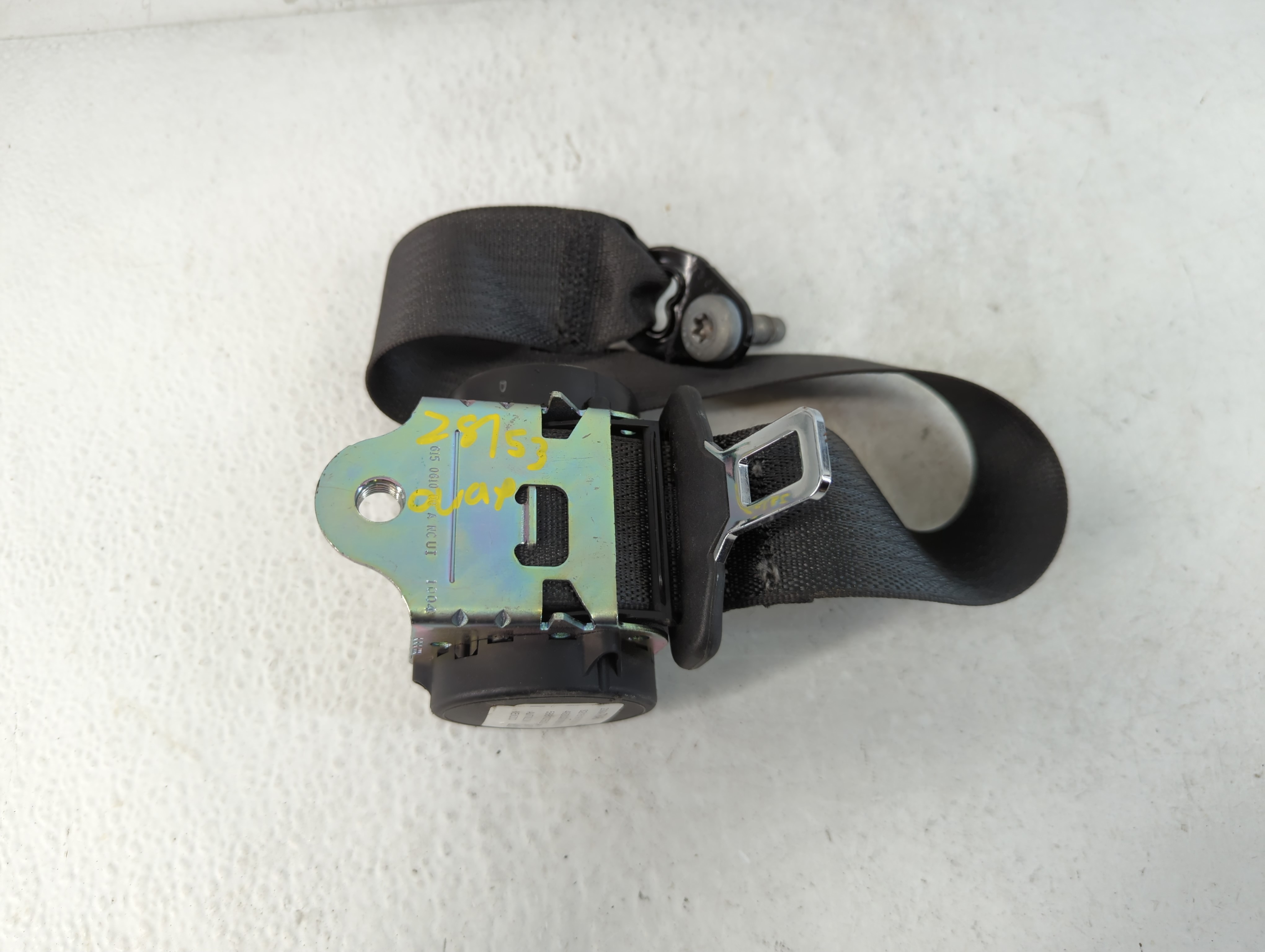 2017 Chevrolet Cruze Passenger Rear Seatbelt Buckle 1074019 - Oemusedautoparts1.com