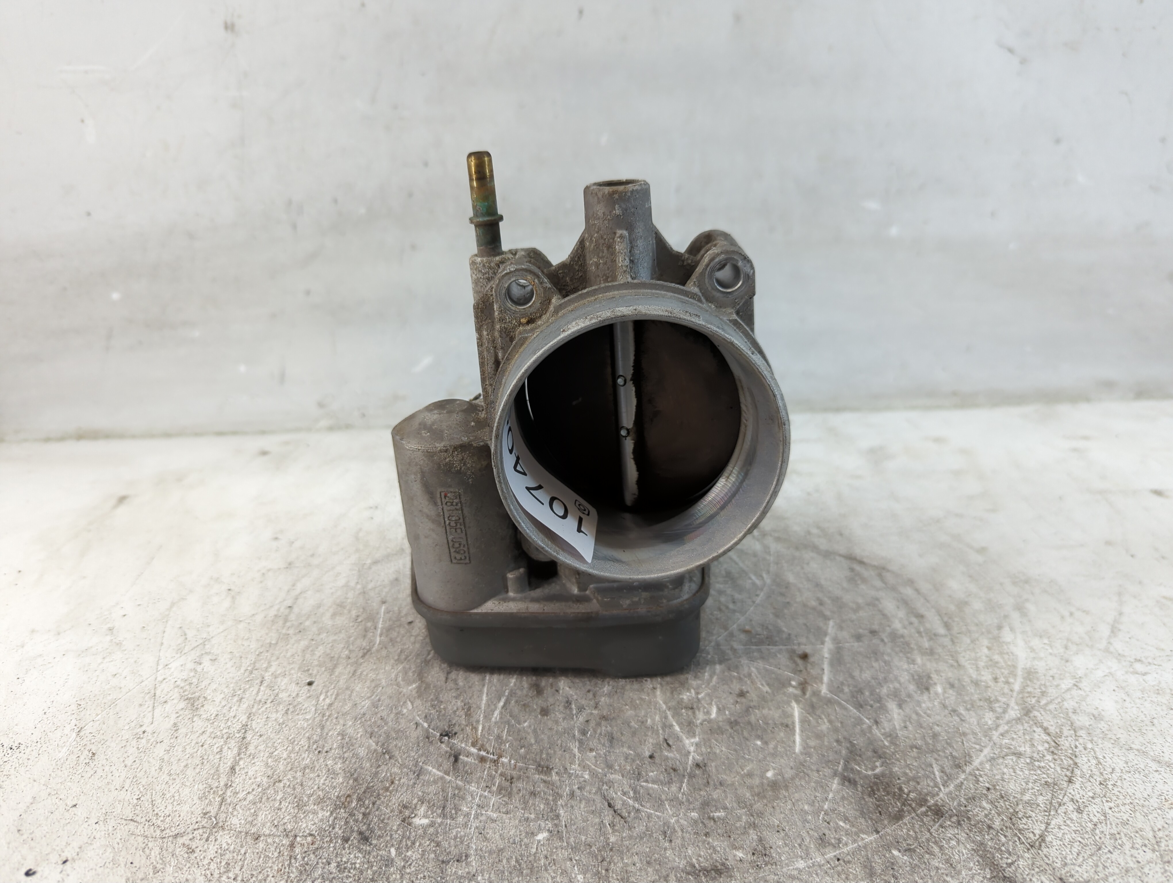 Picture of Chevrolet Trailbazer Ext Throttle Body 1074054