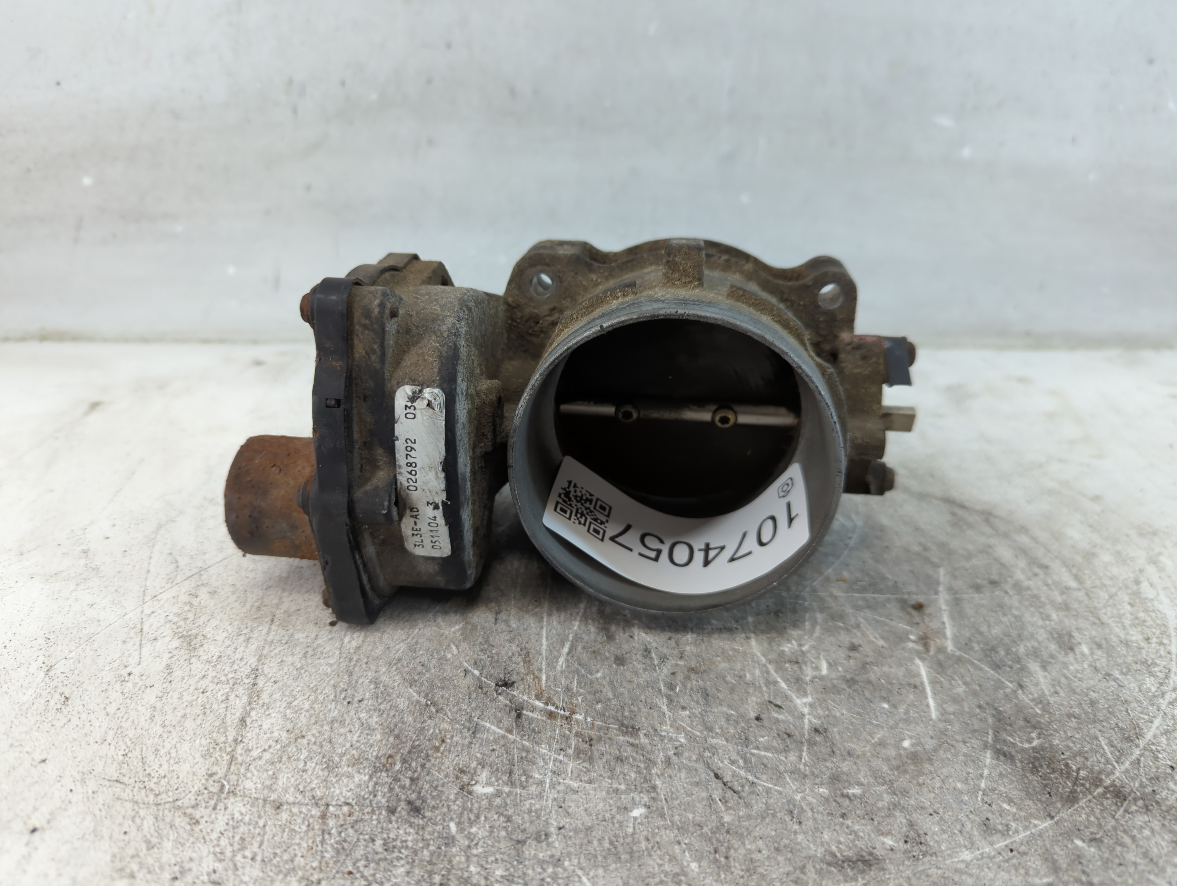 2000-2003 Ford F-150 Throttle Body 1074057 - Oemusedautoparts1.com