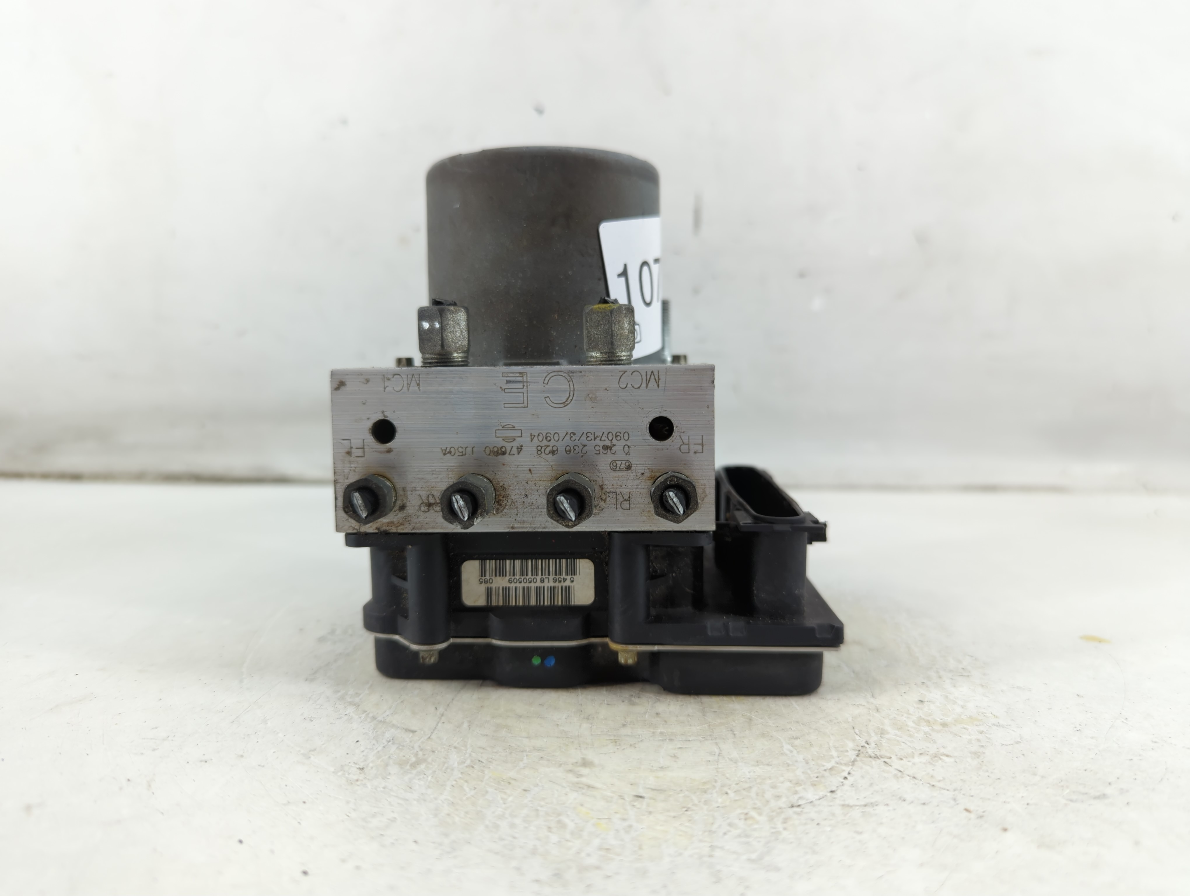 2009-2010 Infiniti G37 Abs Pump Control Module 1074066 - Oemusedautoparts1.com