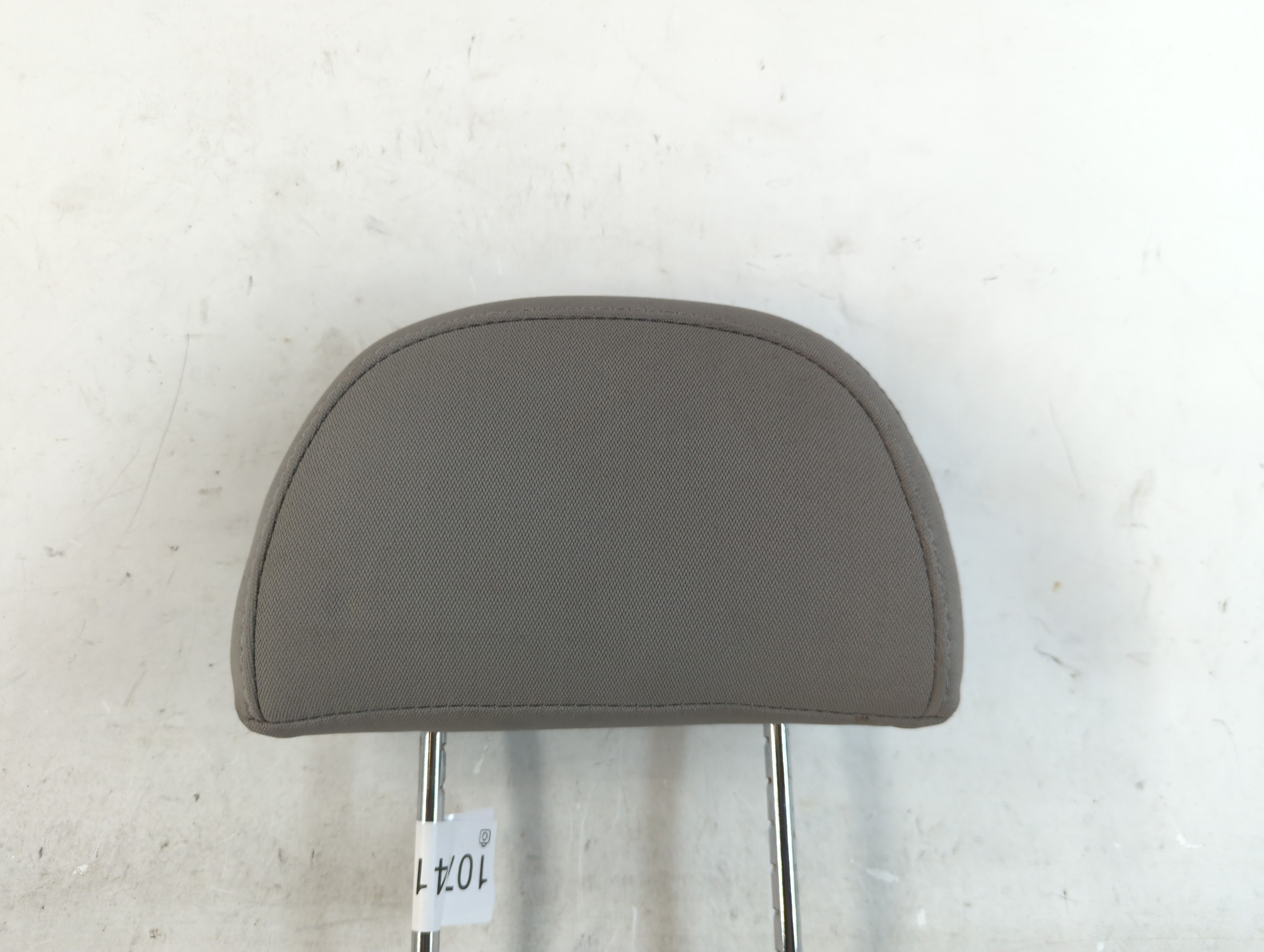 2008-2010 Saturn Vue Headrest Head Rest Front Driver Passenger Seat Grey 1074104 - Oemusedautoparts1.com