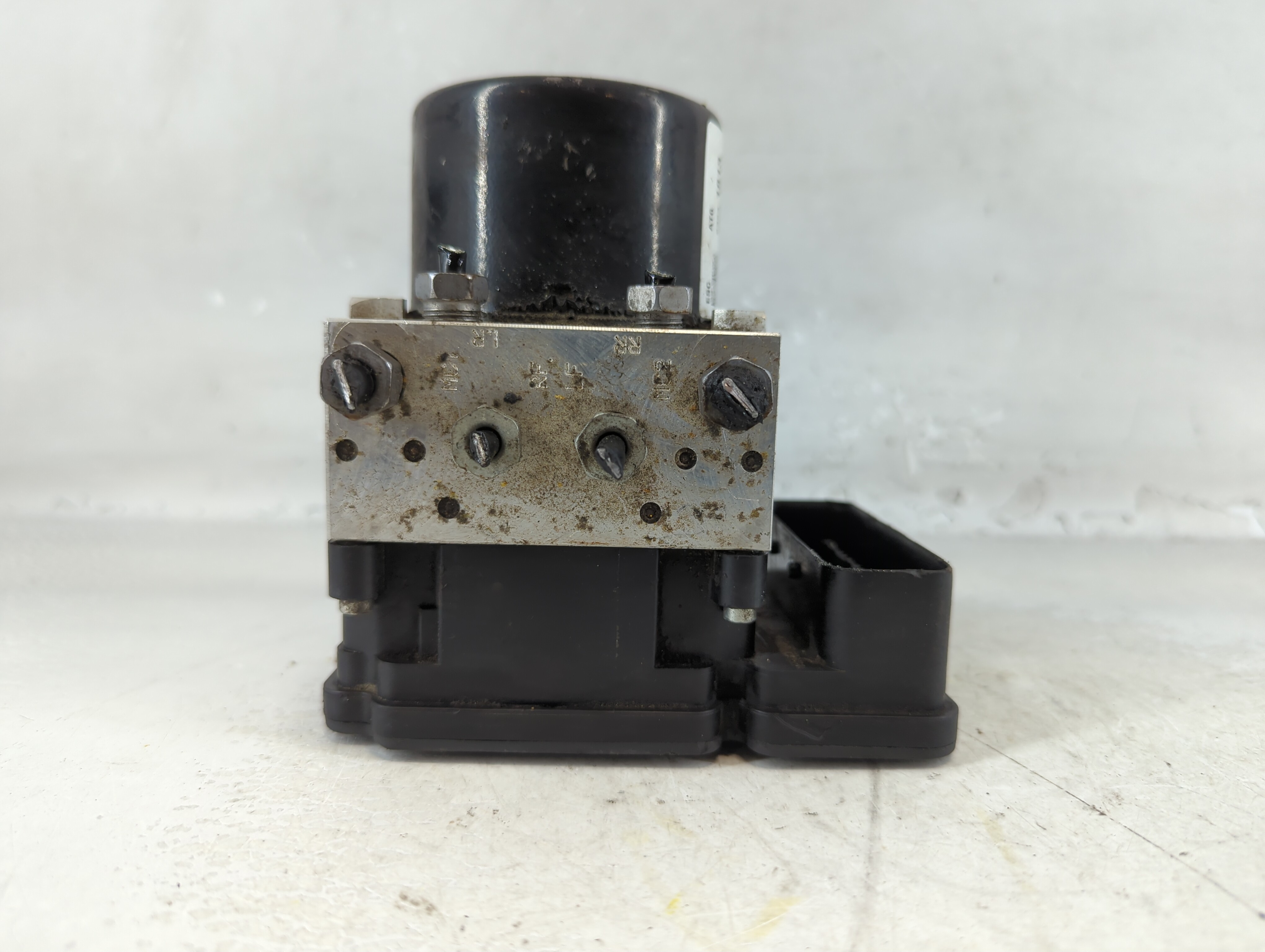 2012-2017 Gmc Terrain Abs Pump Control Module 1074116 - Oemusedautoparts1.com