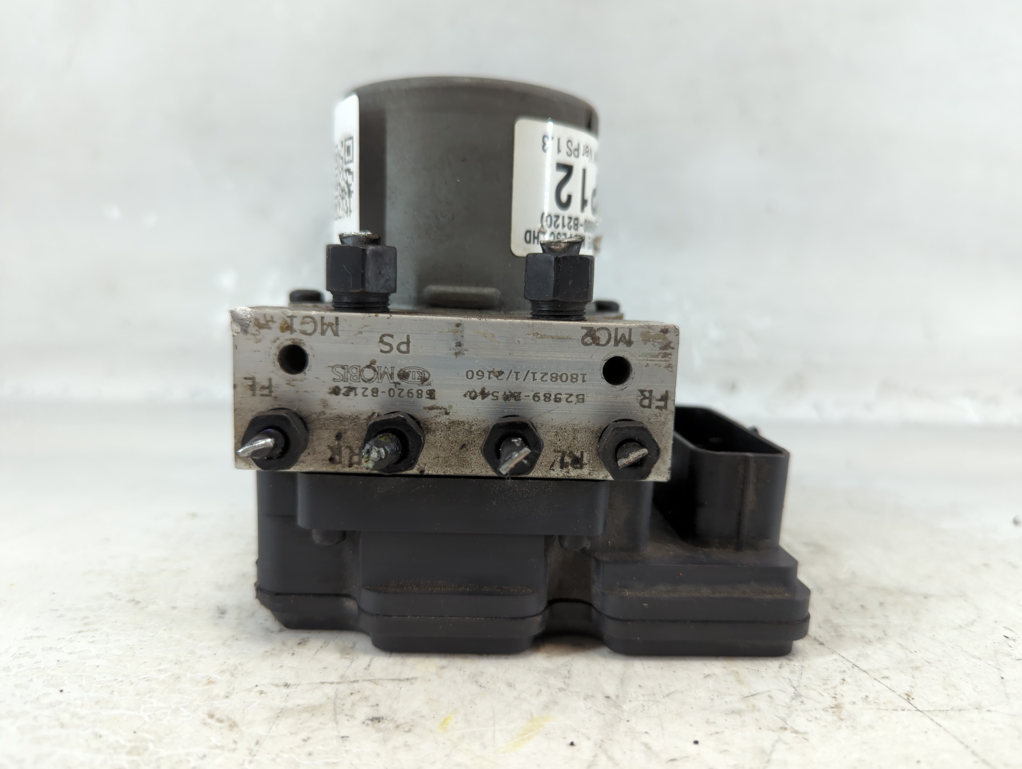 2017-2019 Kia Soul Abs Pump Control Module 1074215 - Oemusedautoparts1.com