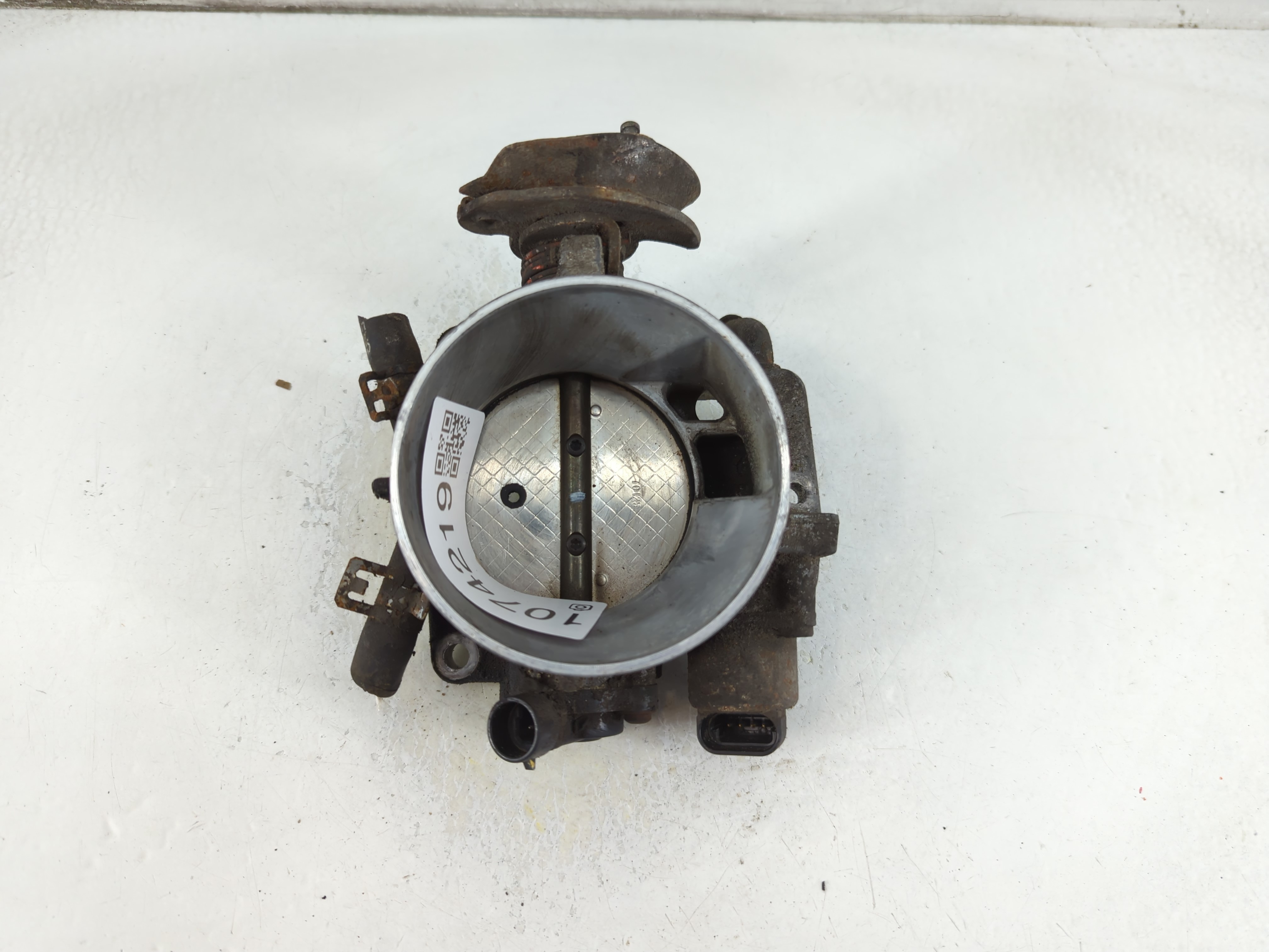 2000-2002 Chevrolet Silverado 1500 Throttle Body 1074219 - Oemusedautoparts1.com