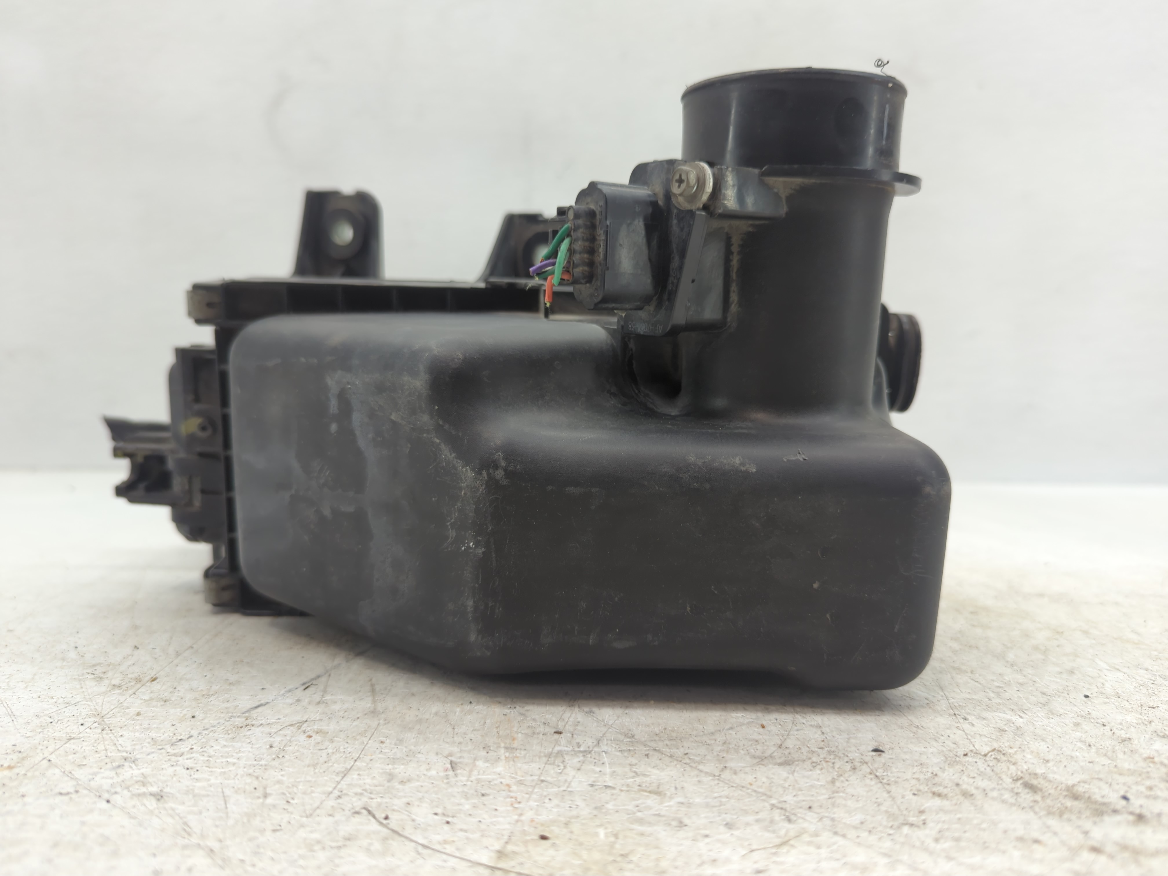 2013-2019 Nissan Versa Air Cleaner Intake-duct Hose Tube 1074225 - Oemusedautoparts1.com