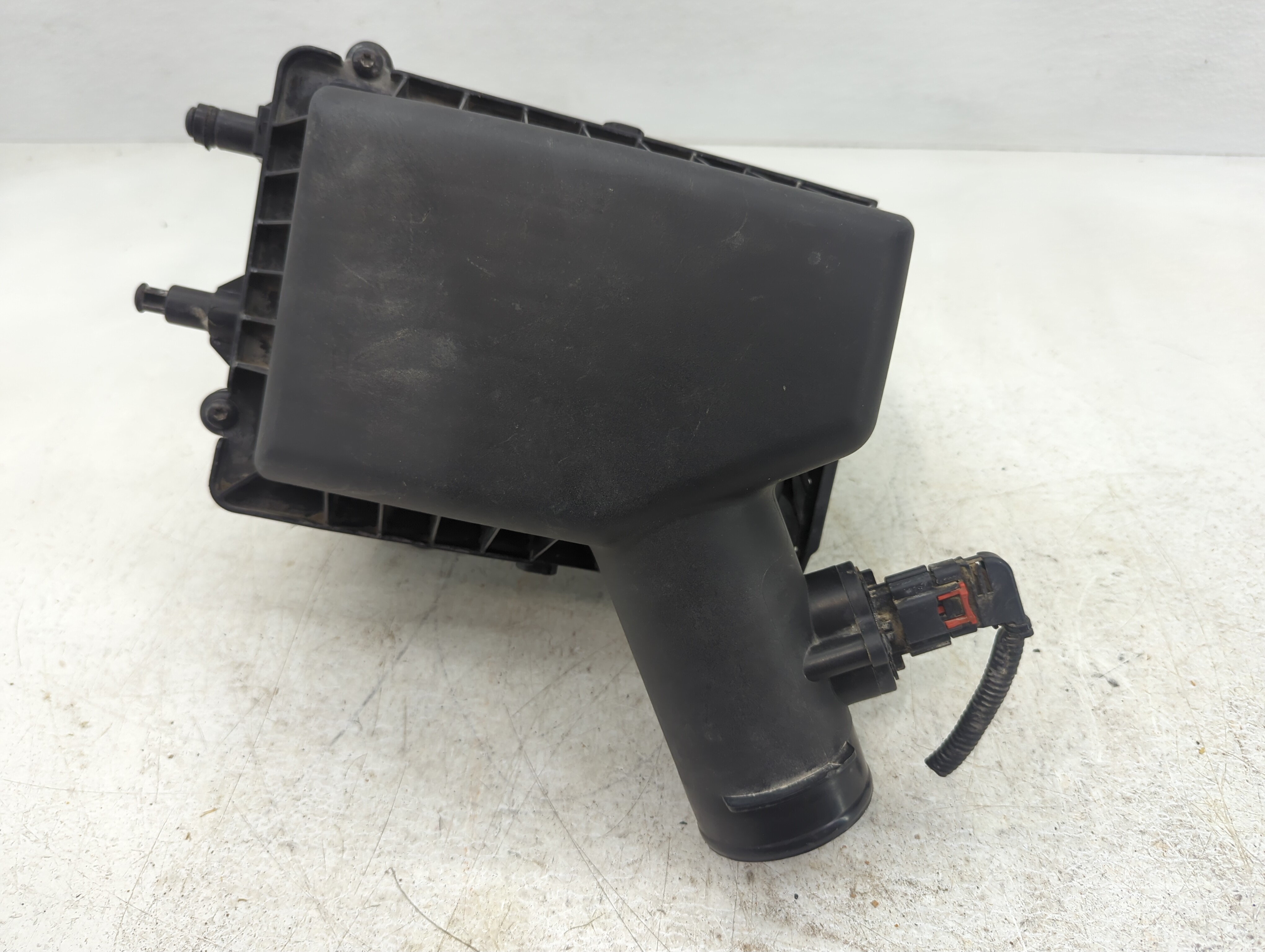 2012-2019 Chevrolet Sonic Air Cleaner Intake-duct Hose Tube 1074272 - Oemusedautoparts1.com