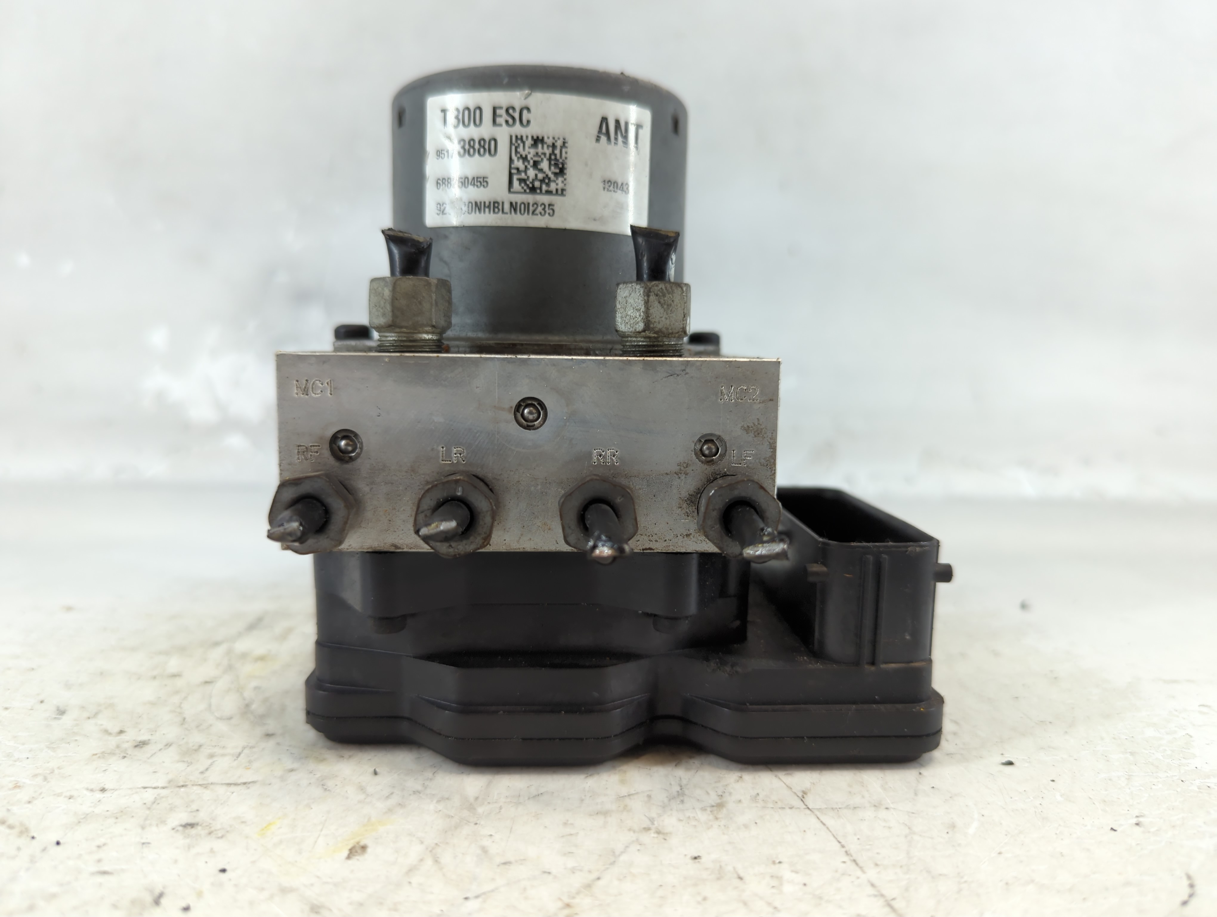 2012-2013 Chevrolet Sonic Abs Pump Control Module 1074284 - Oemusedautoparts1.com