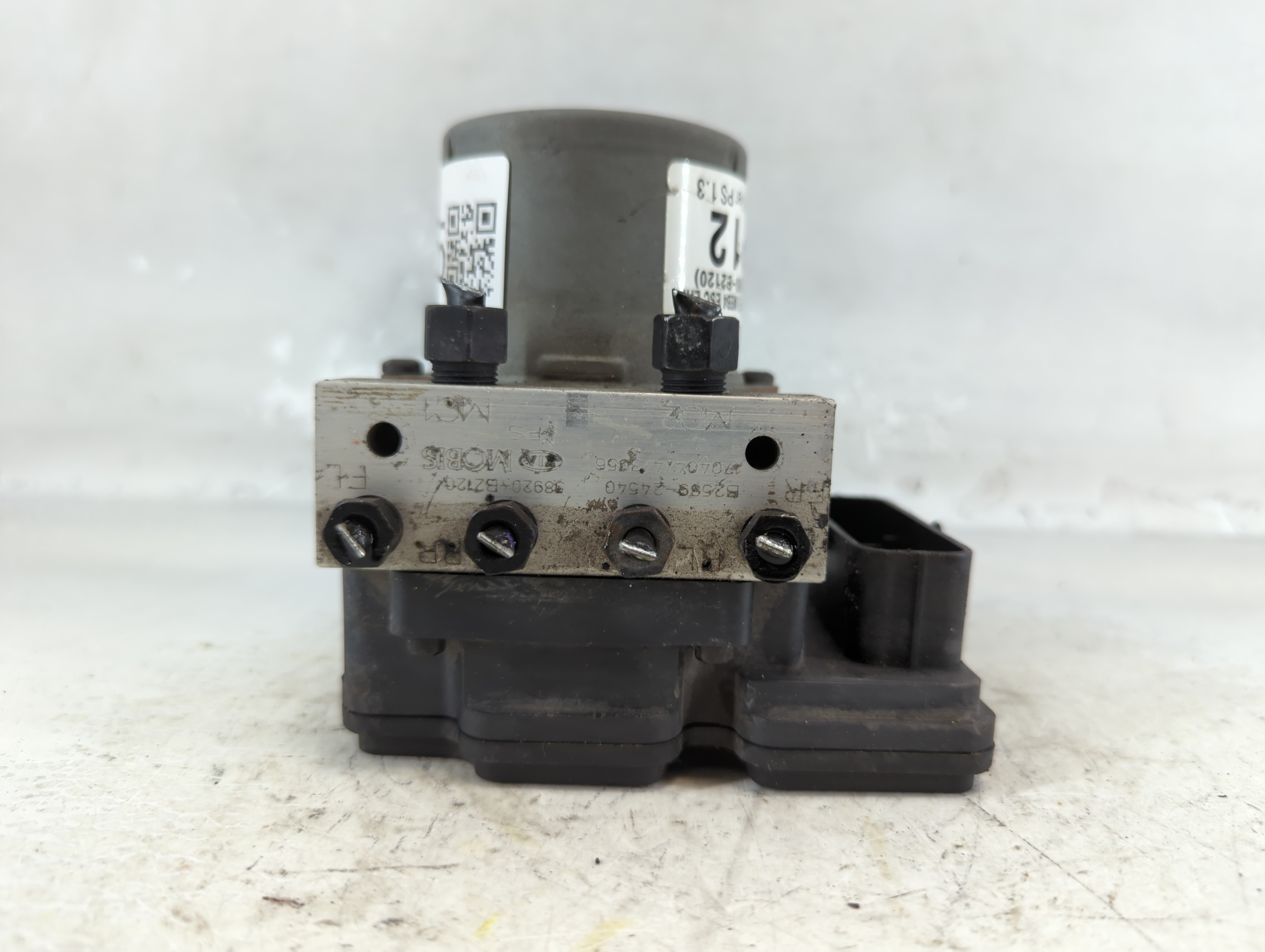 2017-2019 Kia Soul Abs Pump Control Module 1074285 - Oemusedautoparts1.com