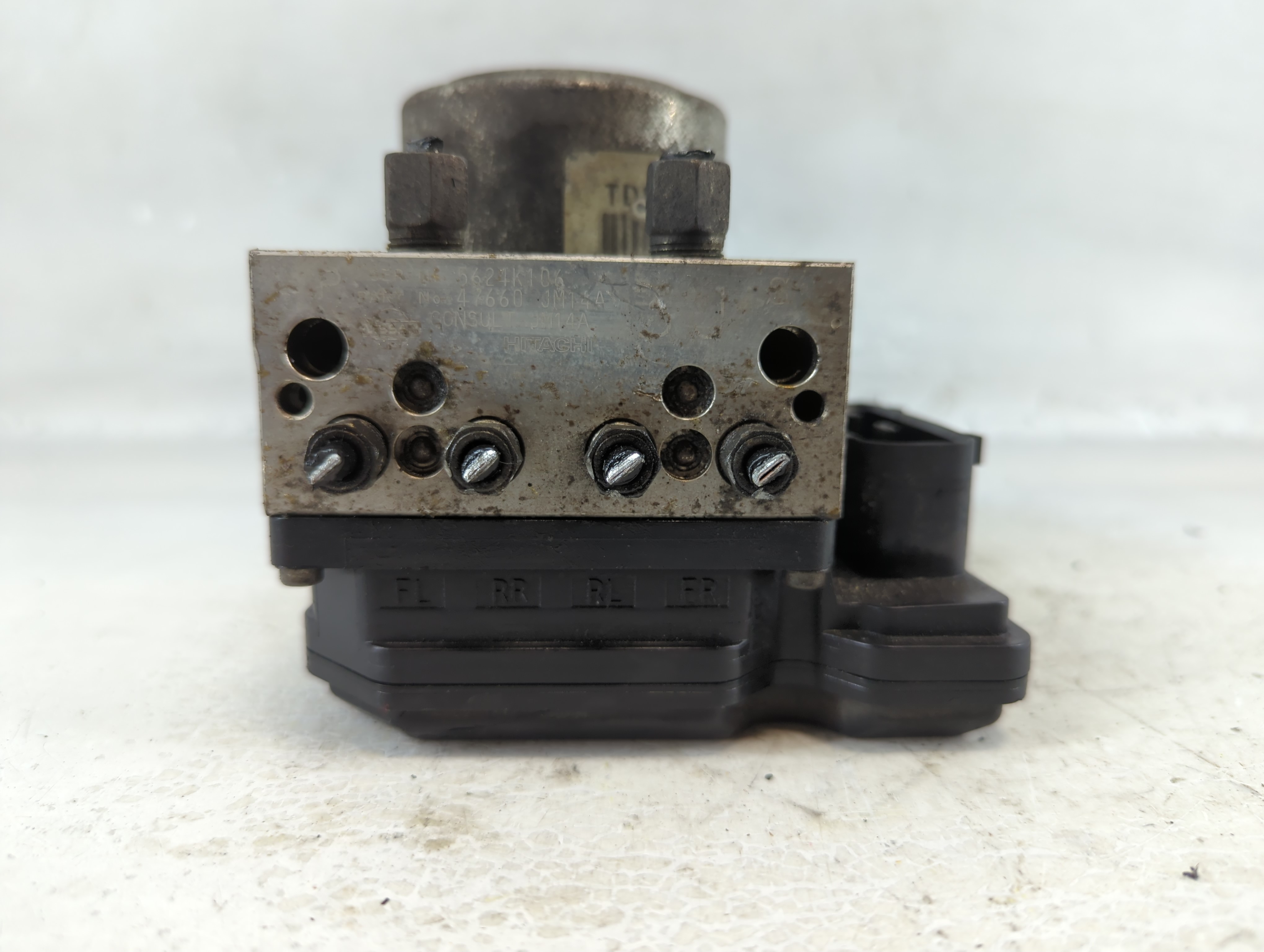 2012-2015 Nissan Rogue Abs Pump Control Module 1074314 - Oemusedautoparts1.com