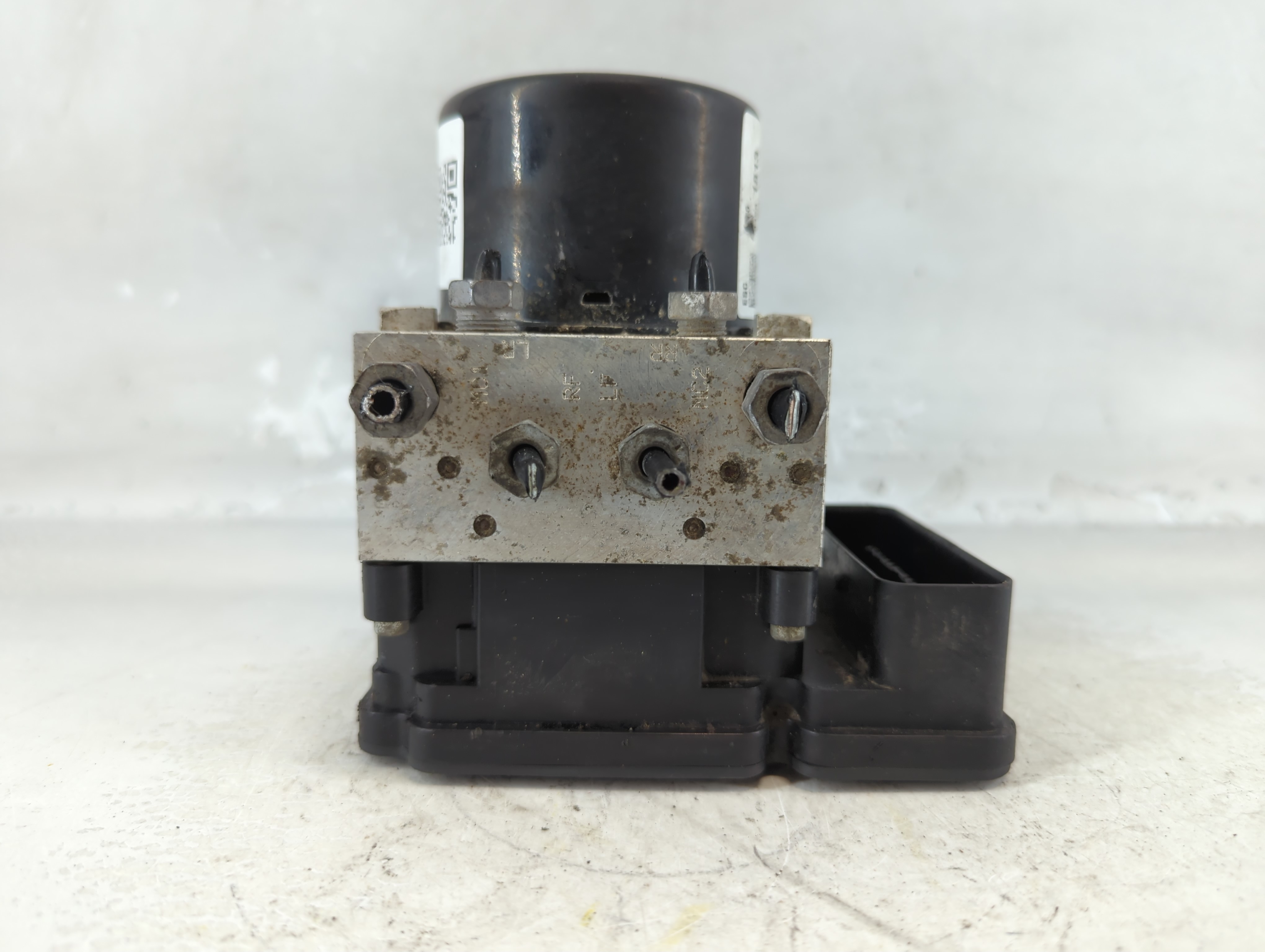 2012-2017 Chevrolet Equinox Abs Pump Control Module 1074348 - Oemusedautoparts1.com