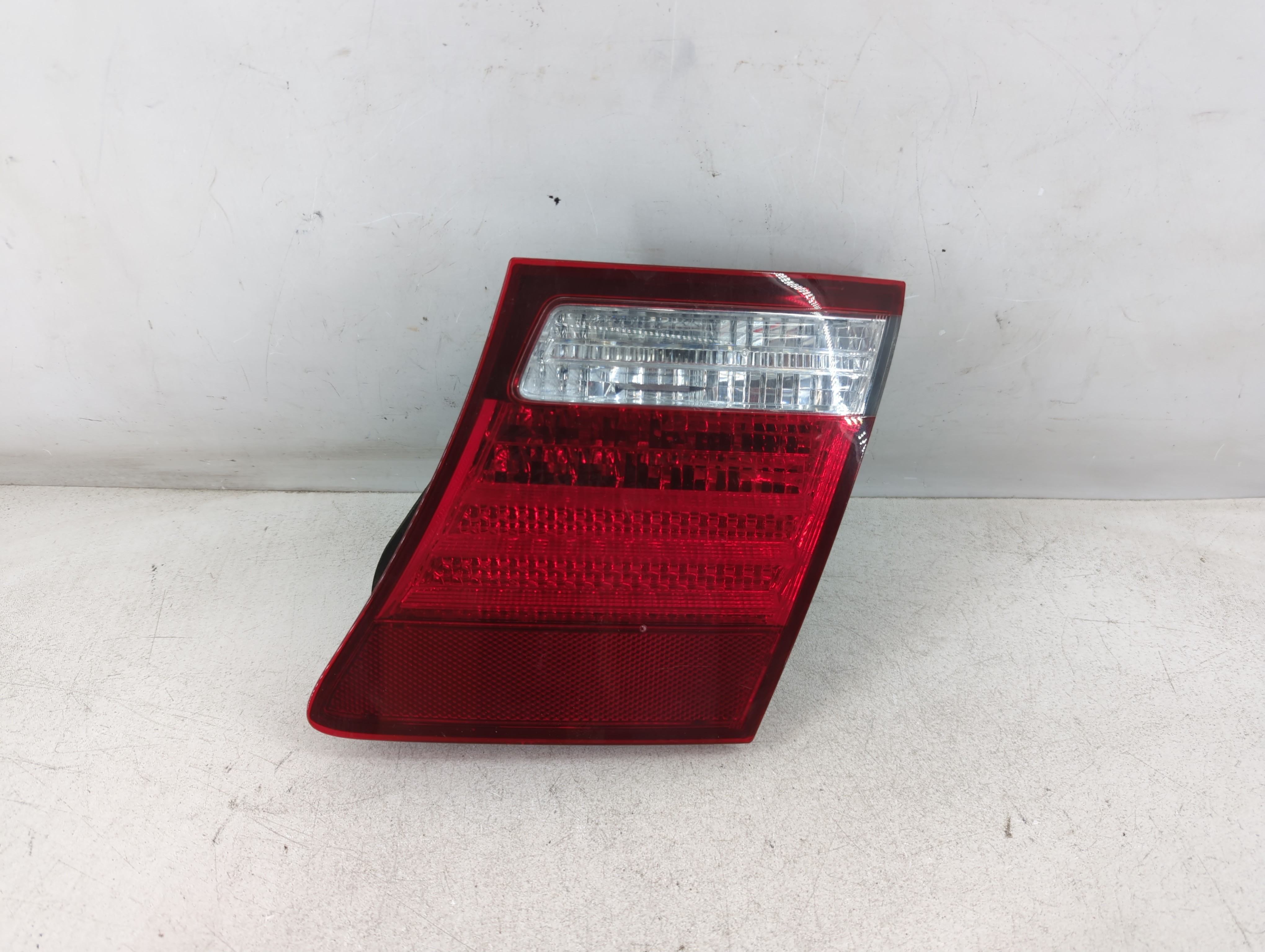 2007-2009 Lexus Ls460 Passenger Right Side Tail Light Taillight Oem 1074358 - Oemusedautoparts1.com