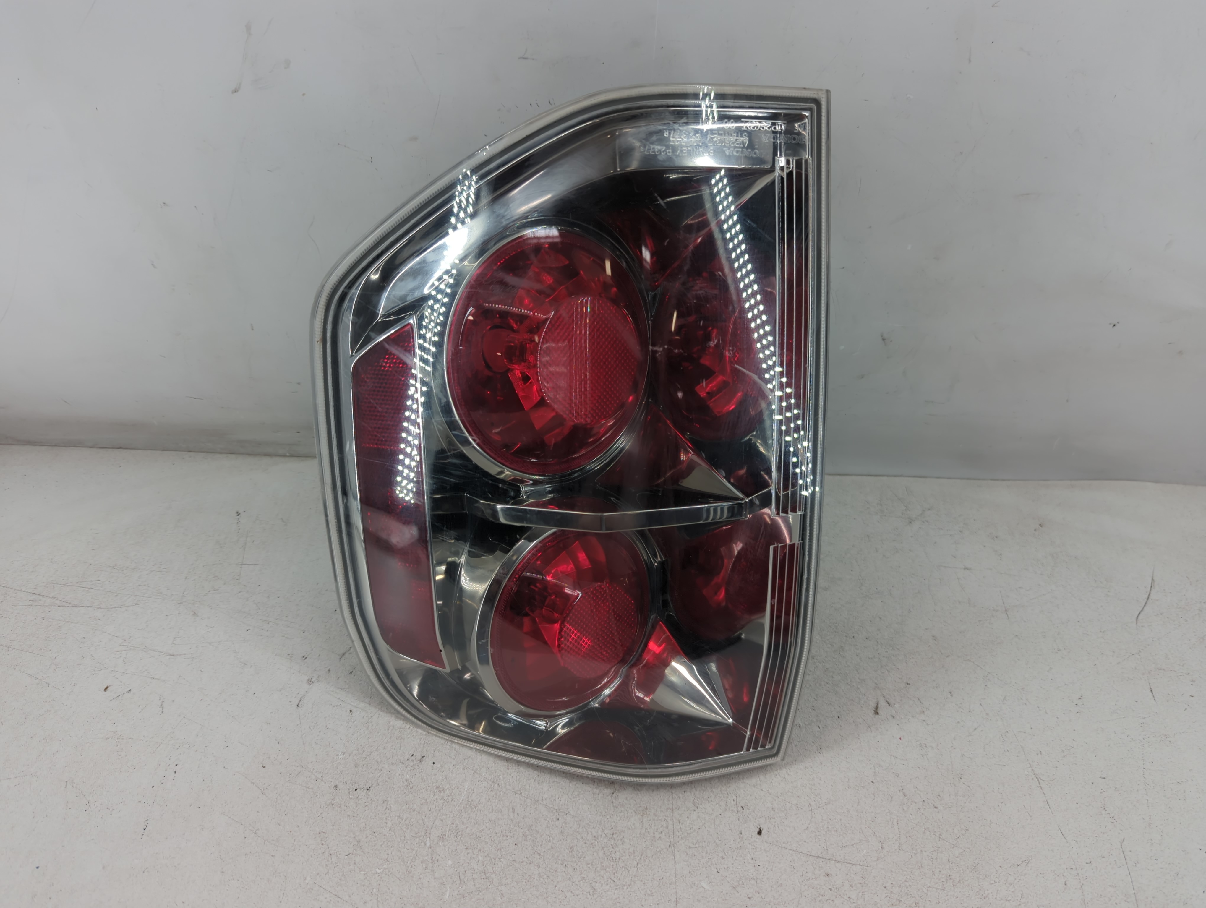2006-2008 Honda Pilot Driver Left Side Tail Light Taillight Oem 1074369 - Oemusedautoparts1.com