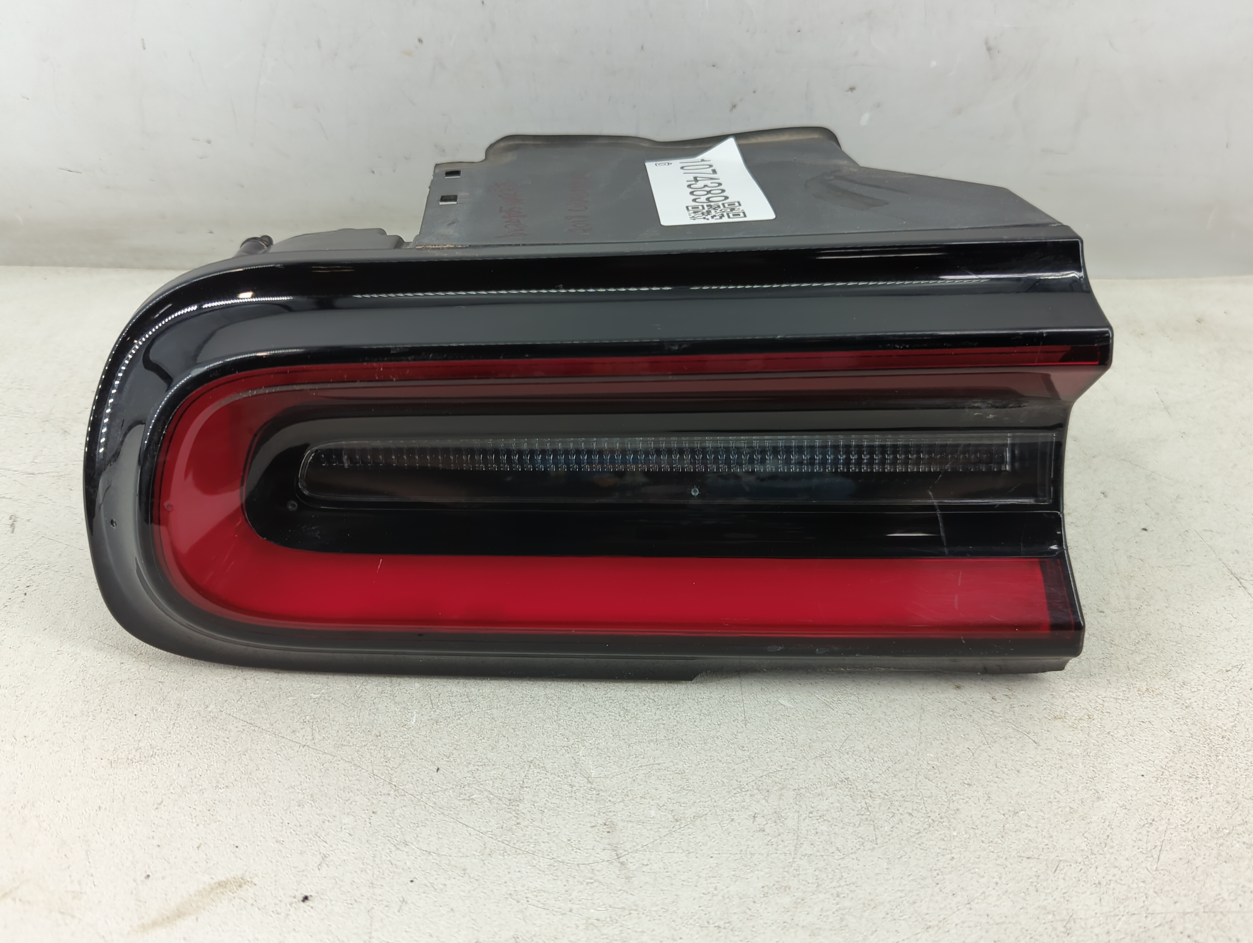 Picture of 2008-2014 Dodge Challenger Driver Left Side Tail Light Taillight Oem 1074389