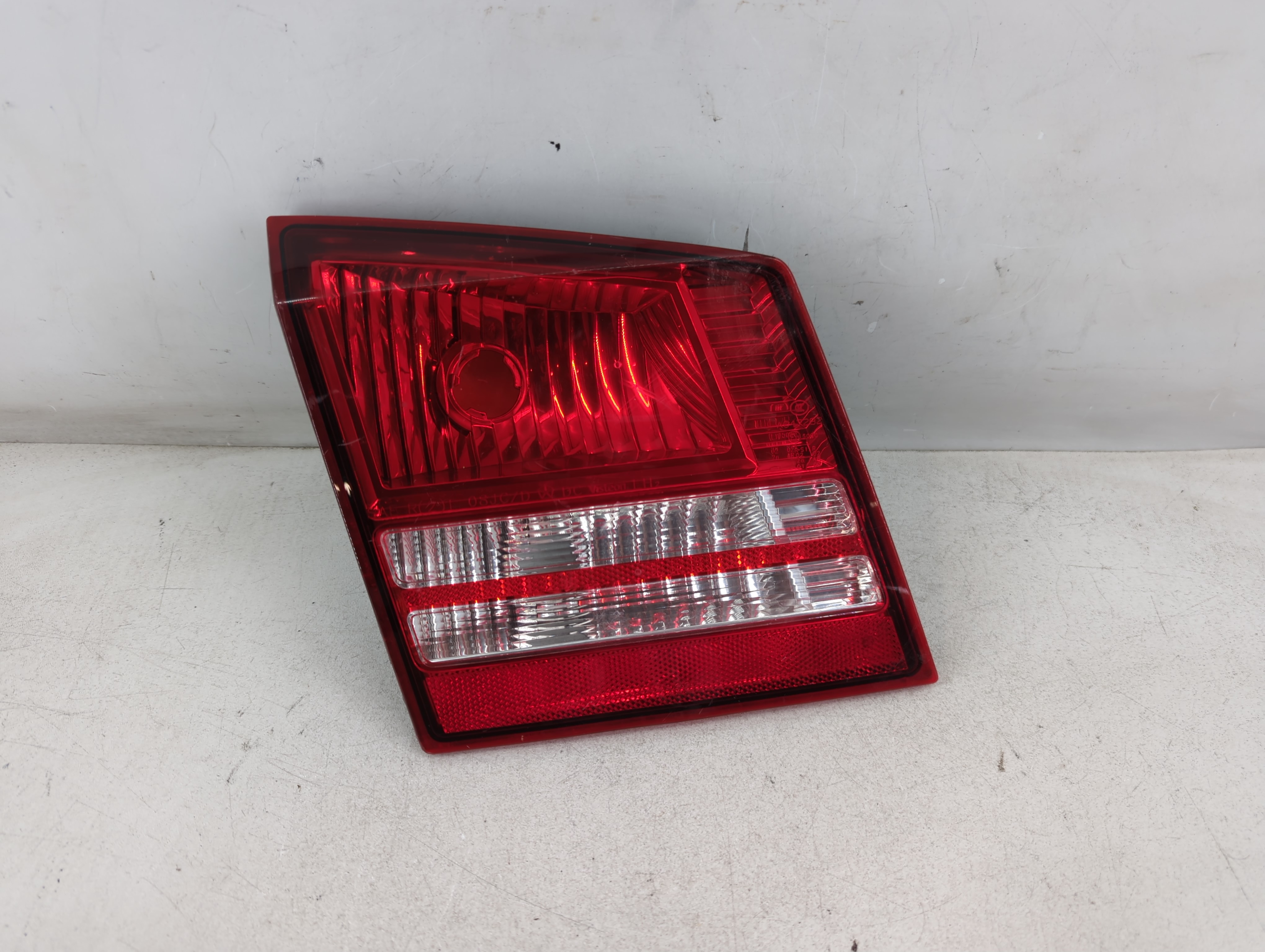 2015 Dodge Journey Driver Left Side Tail Light Taillight Oem 1074437 - Oemusedautoparts1.com