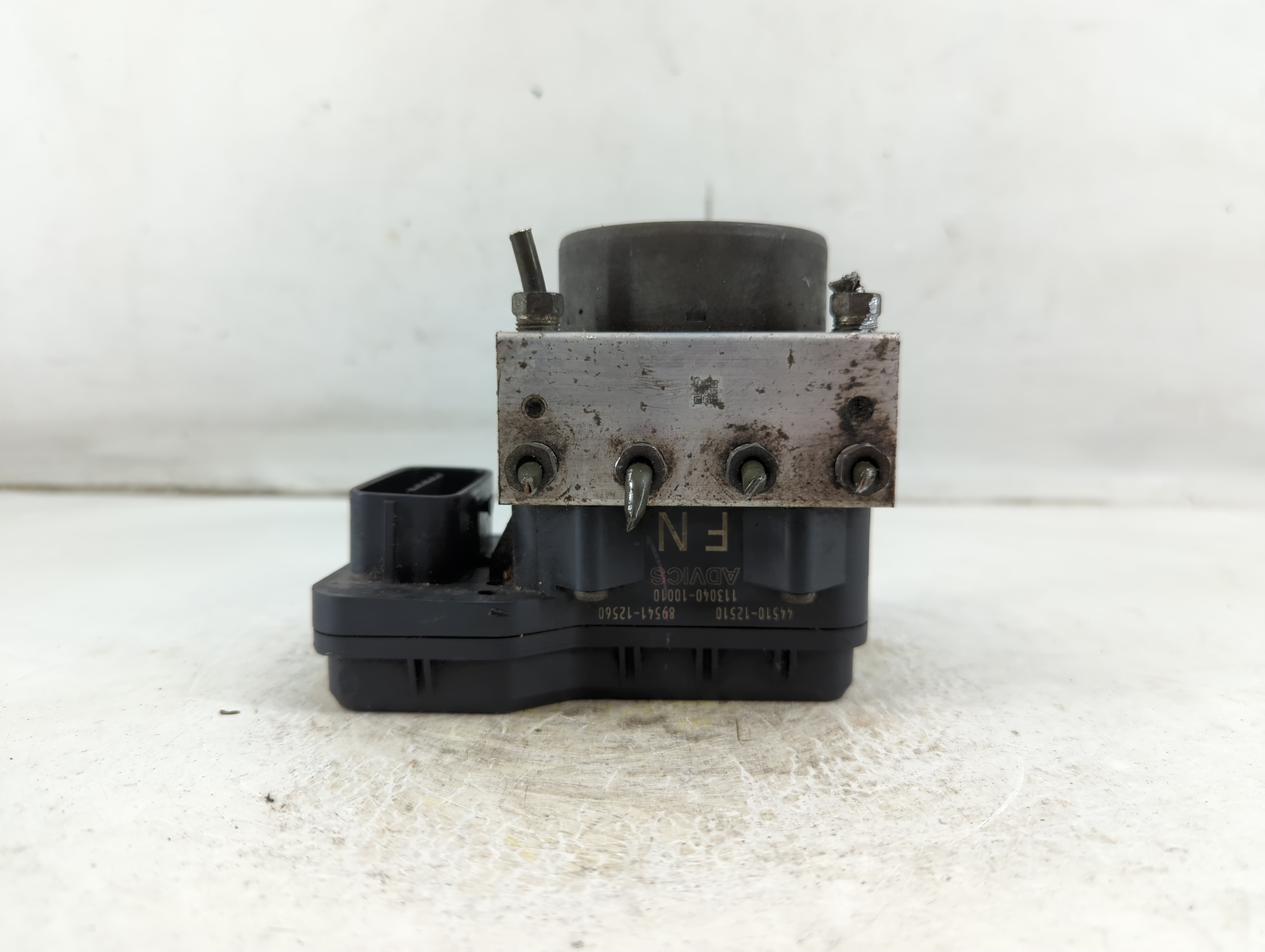 2009-2009 Toyota Corolla Abs Pump Control Module 1074442 - Oemusedautoparts1.com
