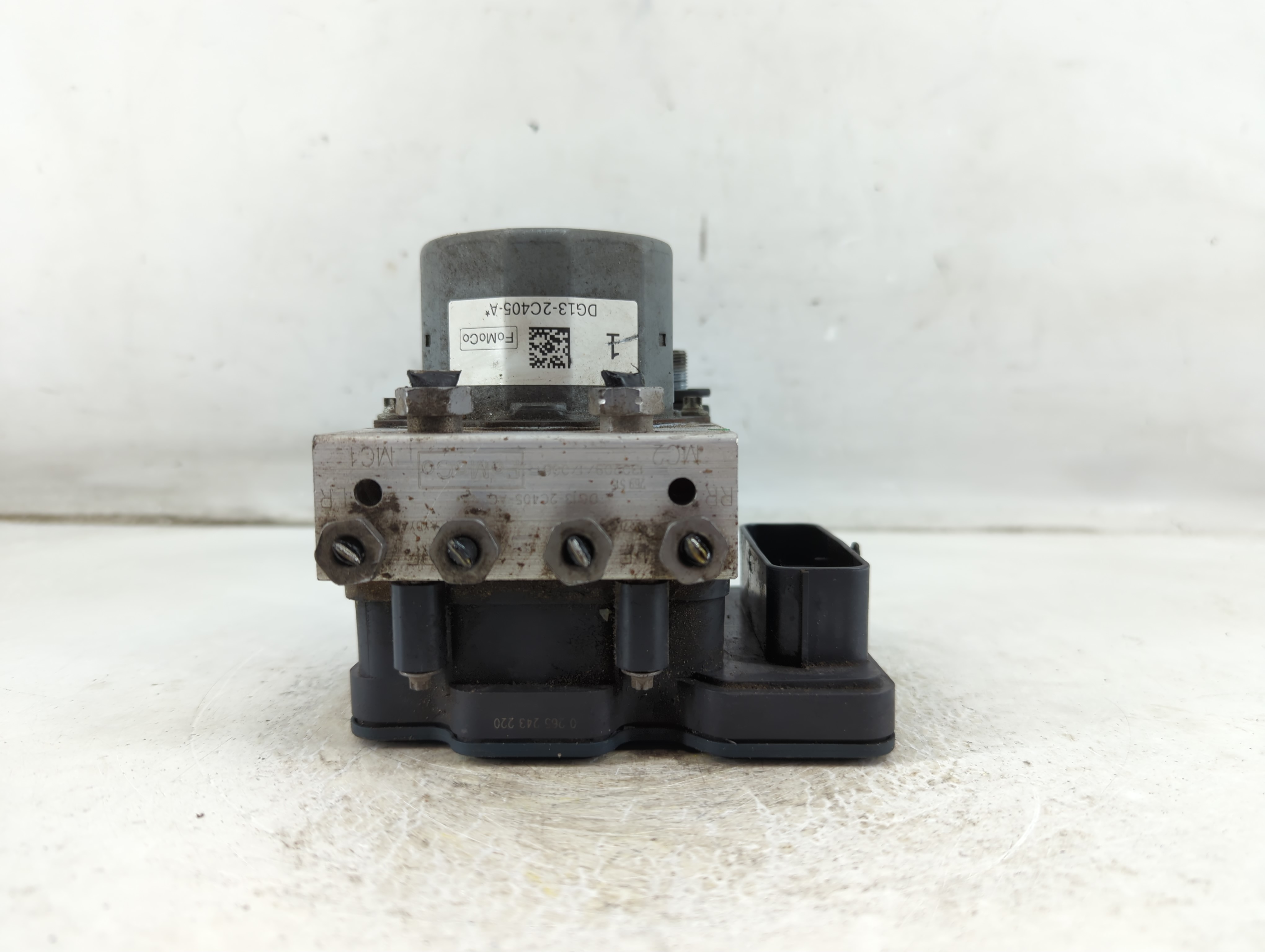 2013-2014 Ford Taurus Abs Pump Control Module 1074443 - Oemusedautoparts1.com