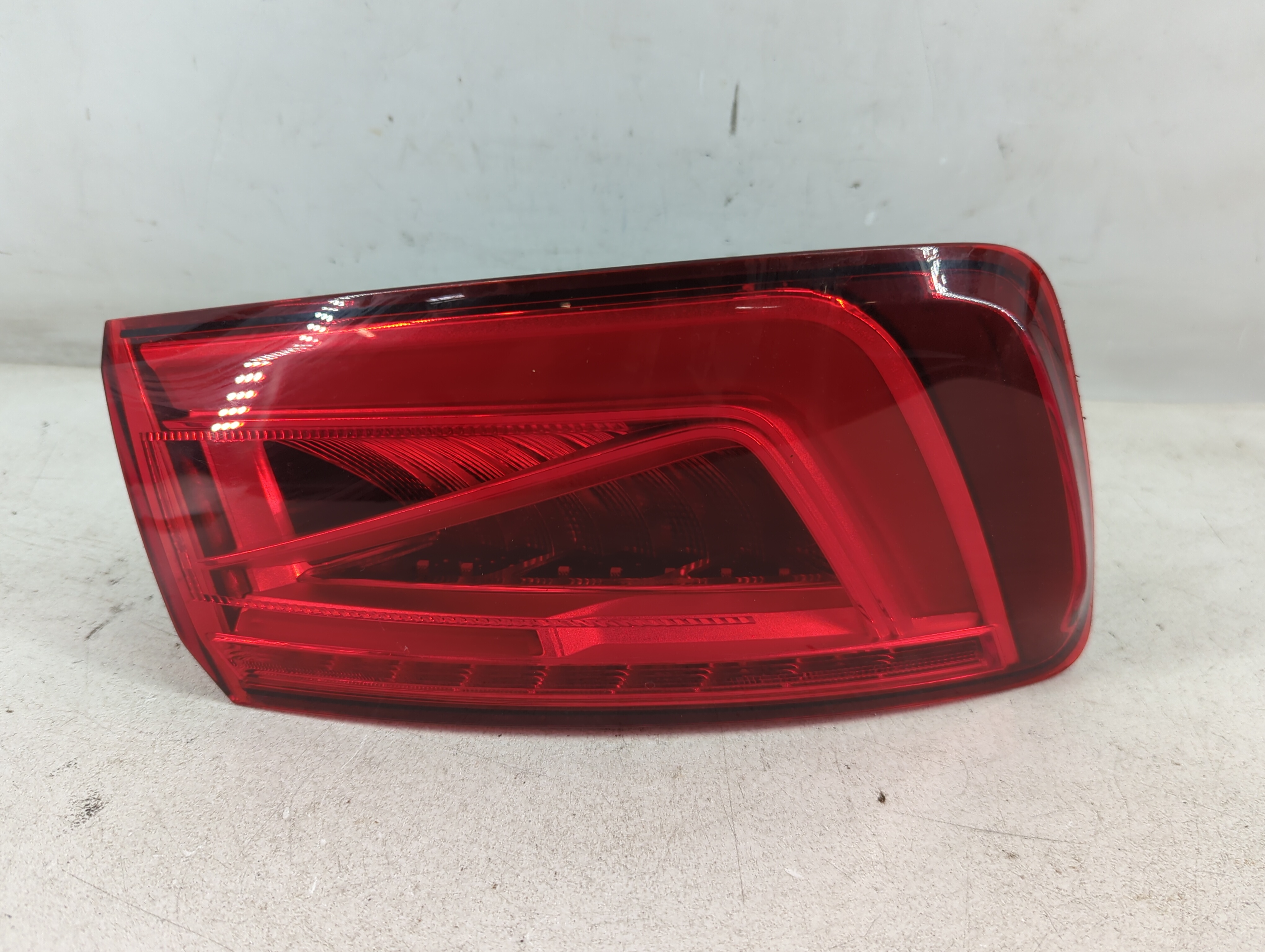 2015-2016 Audi A3 Driver Left Side Tail Light Taillight Oem 1074463 - Oemusedautoparts1.com