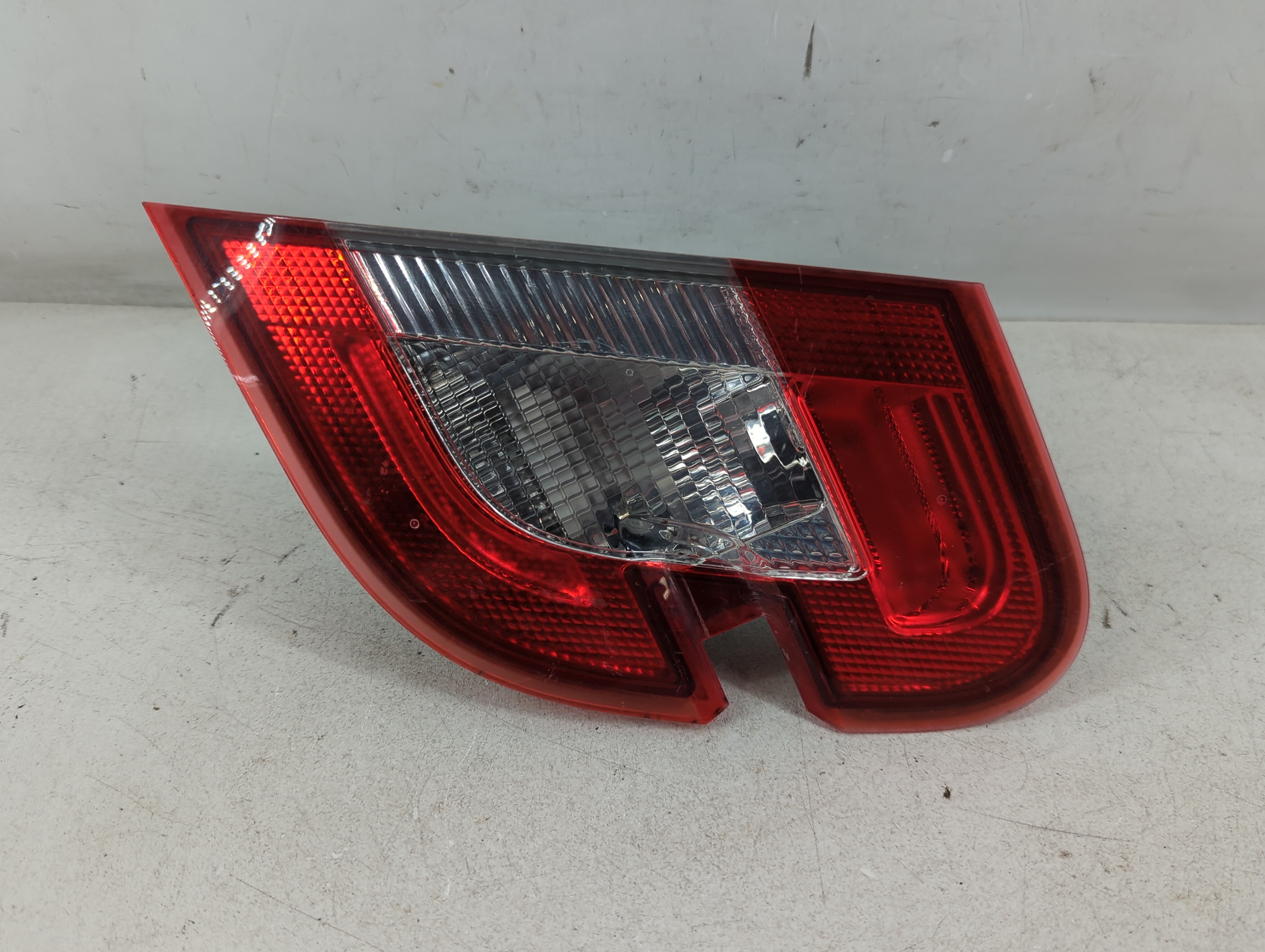 2011-2014 Chrysler 200 Passenger Right Side Tail Light Taillight Oem 1074473 - Oemusedautoparts1.com