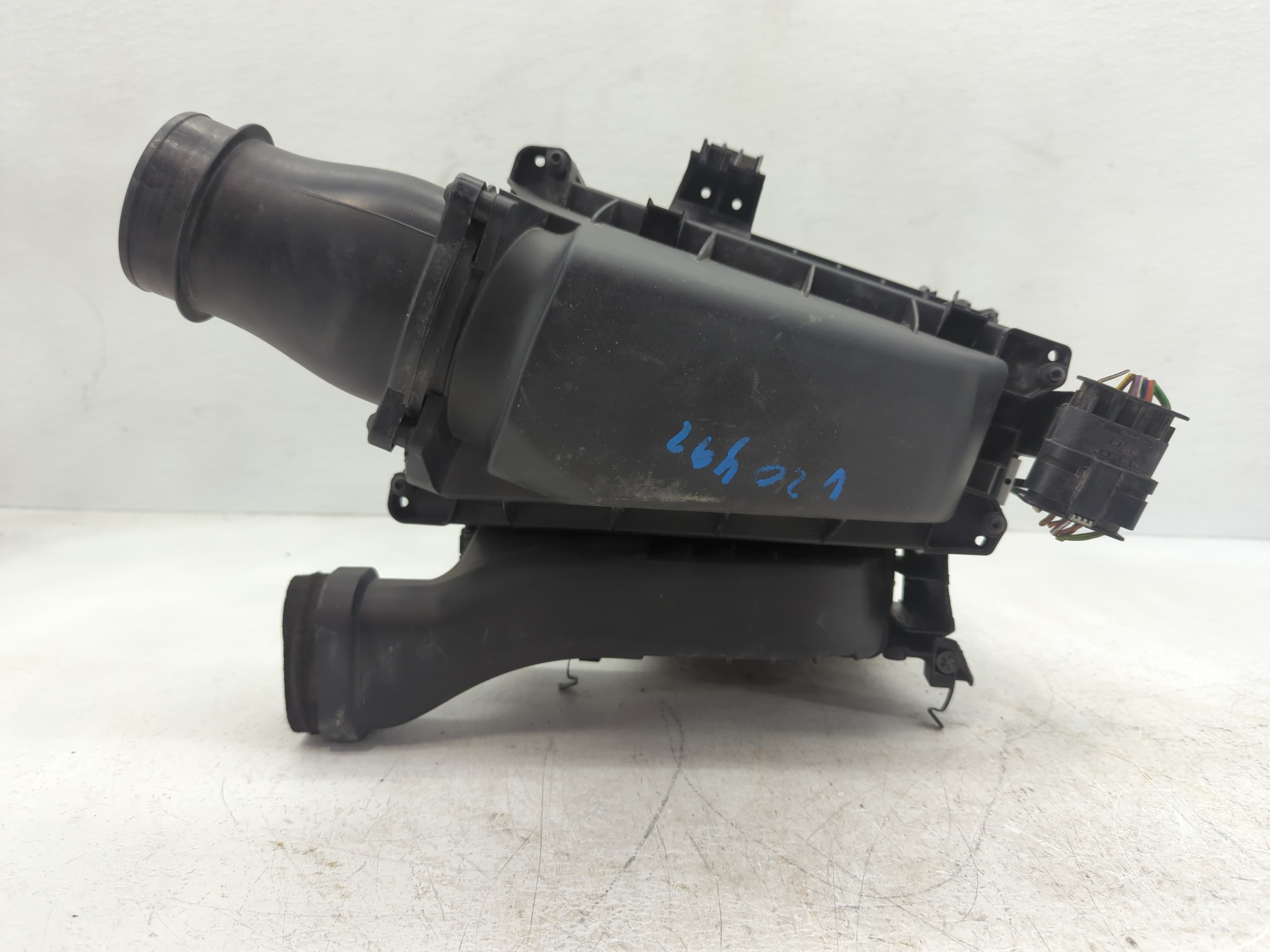2014-2019 Mercedes-benz Cla250 Air Cleaner Intake-duct Hose Tube 1074486 - Oemusedautoparts1.com
