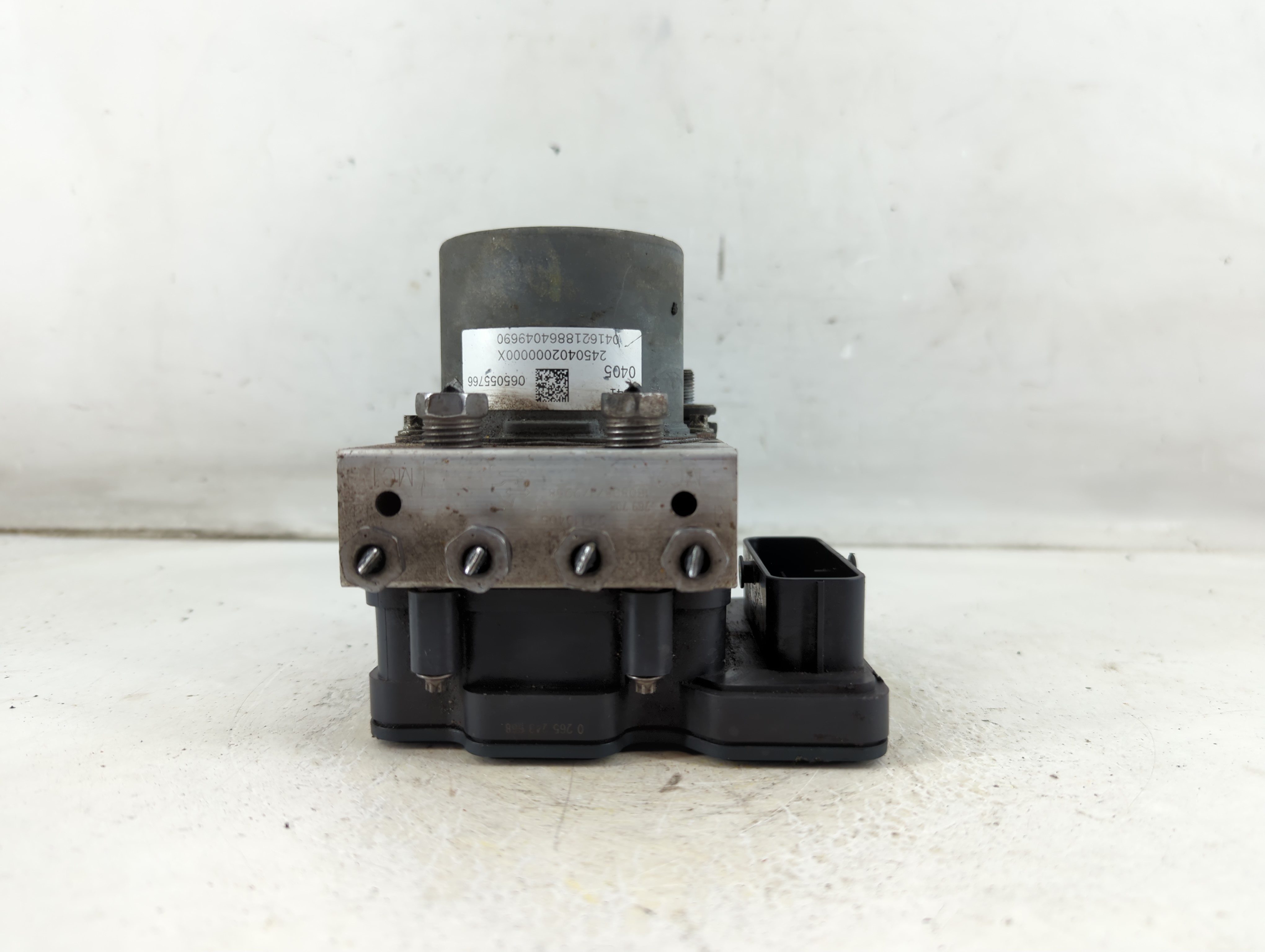2016-2016 Chevrolet Malibu Abs Pump Control Module 1074494 - Oemusedautoparts1.com
