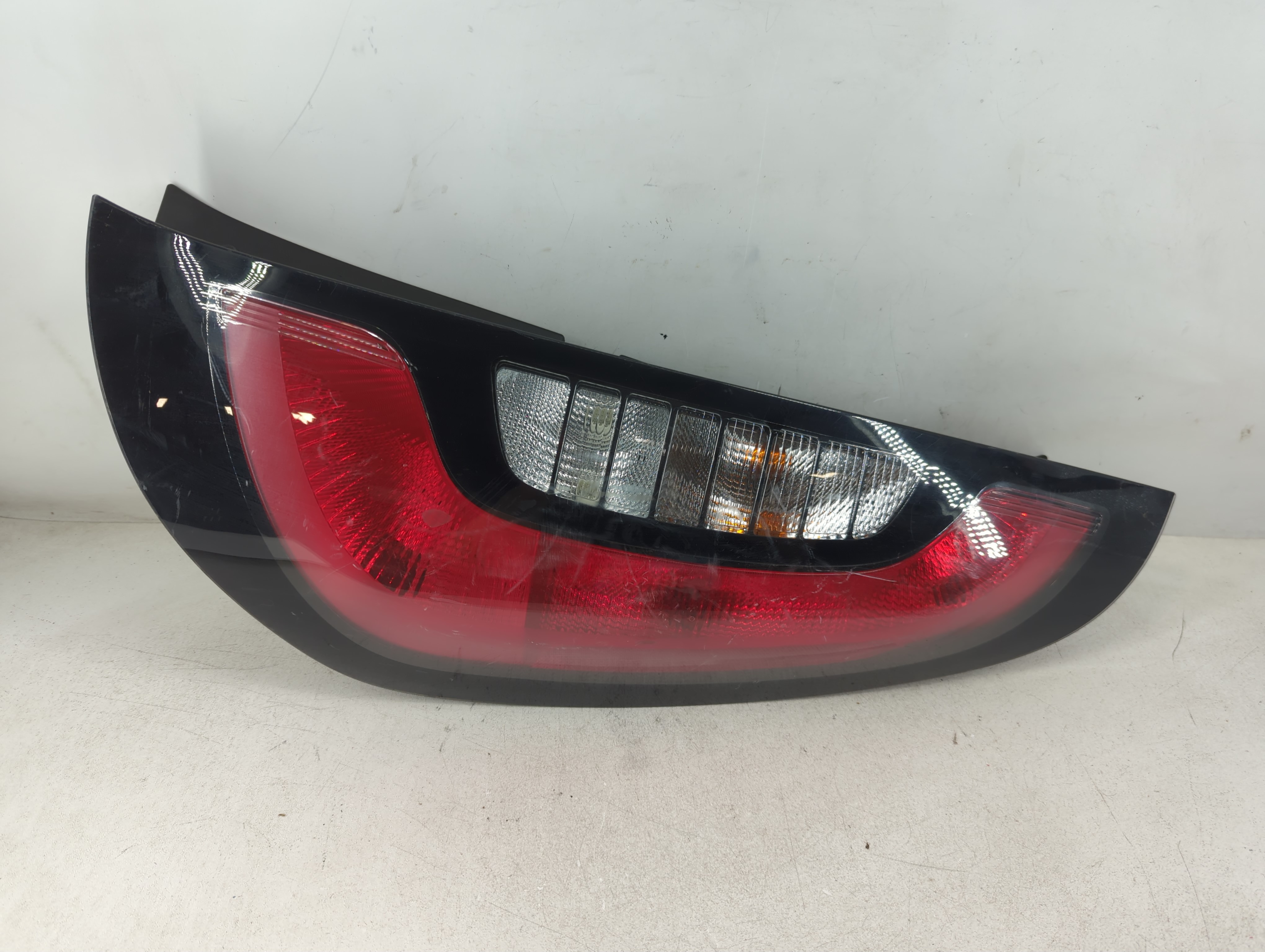 2014-2019 Kia Soul Passenger Right Side Tail Light Taillight Oem 1074529 - Oemusedautoparts1.com