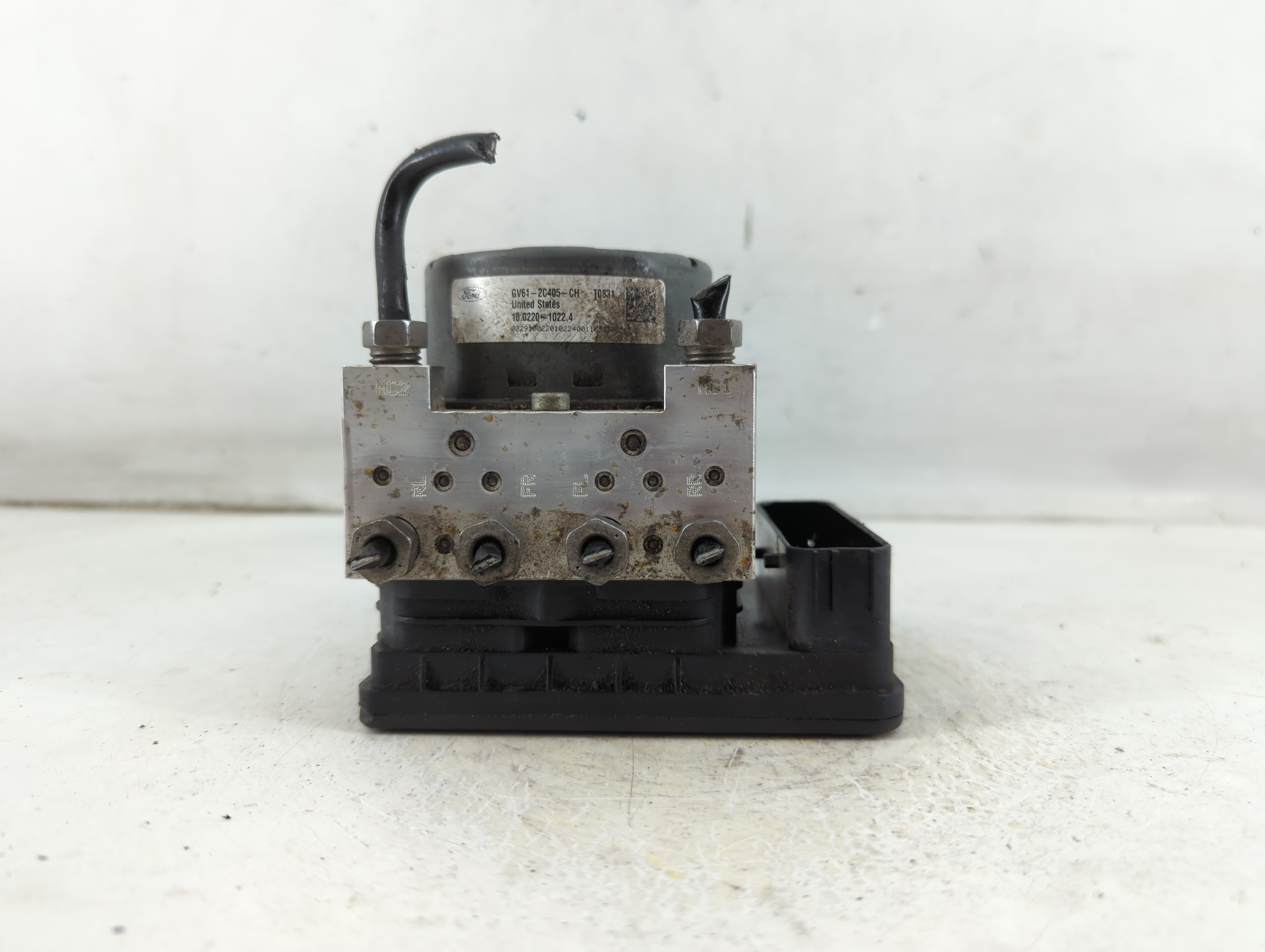 2017-2019 Ford Escape Abs Pump Control Module 1074535 - Oemusedautoparts1.com