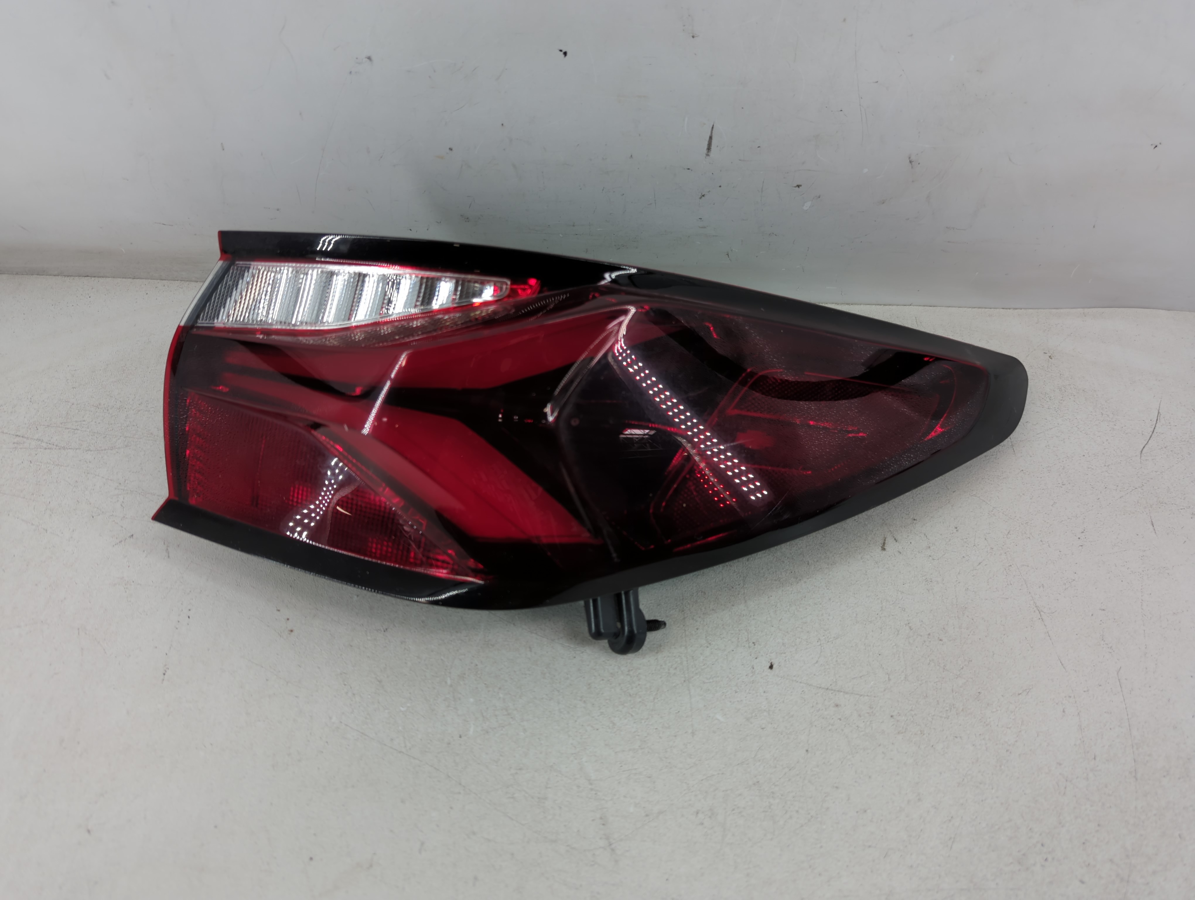2019-2022 Chevrolet Blazer Passenger Right Side Tail Light Taillight Oem 1074545 - Oemusedautoparts1.com