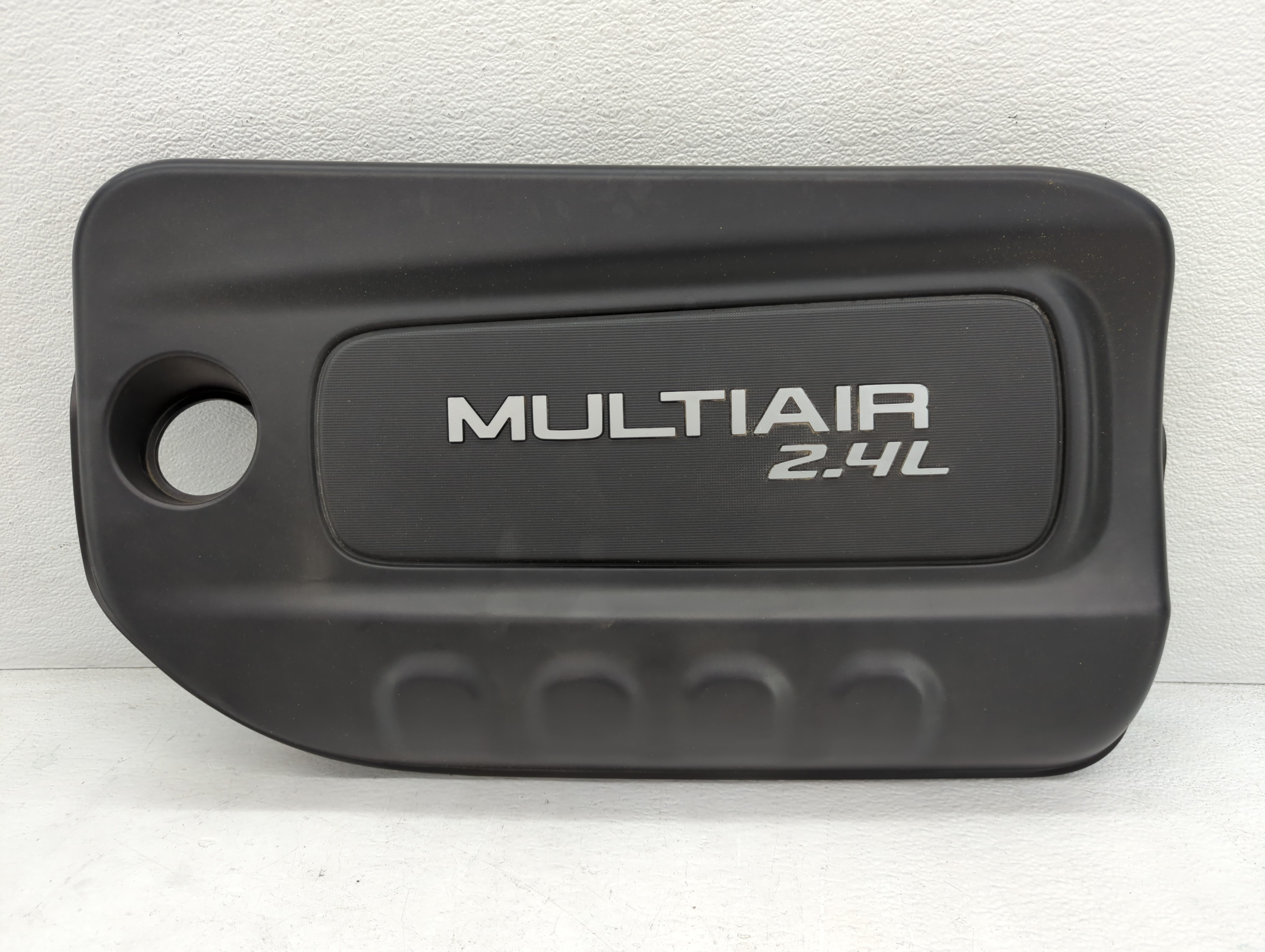 Picture of 2015 Chrysler 200 Engine Cover 1074558