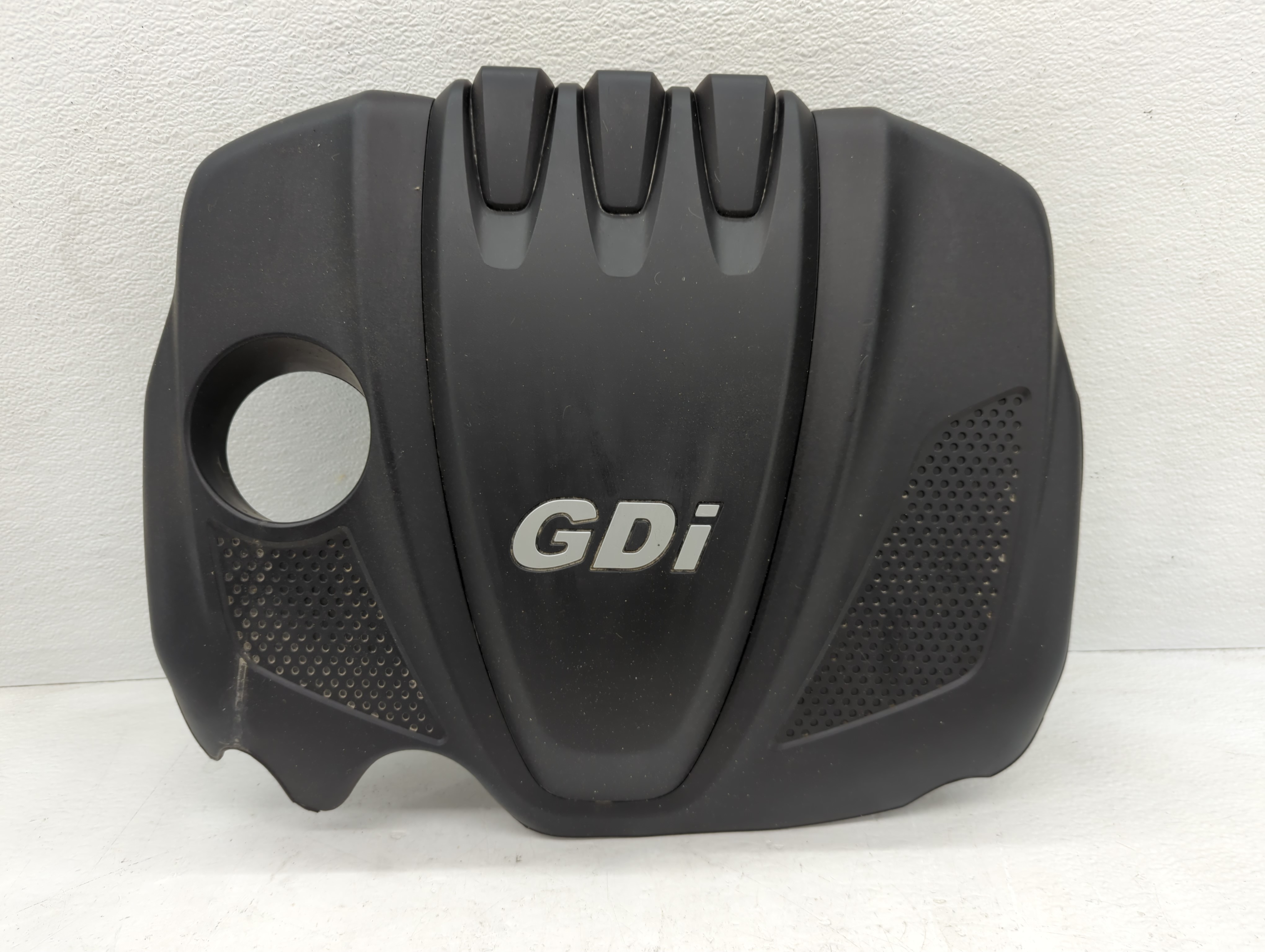 2015 Hyundai Tucson Engine Cover 1074604 - Oemusedautoparts1.com