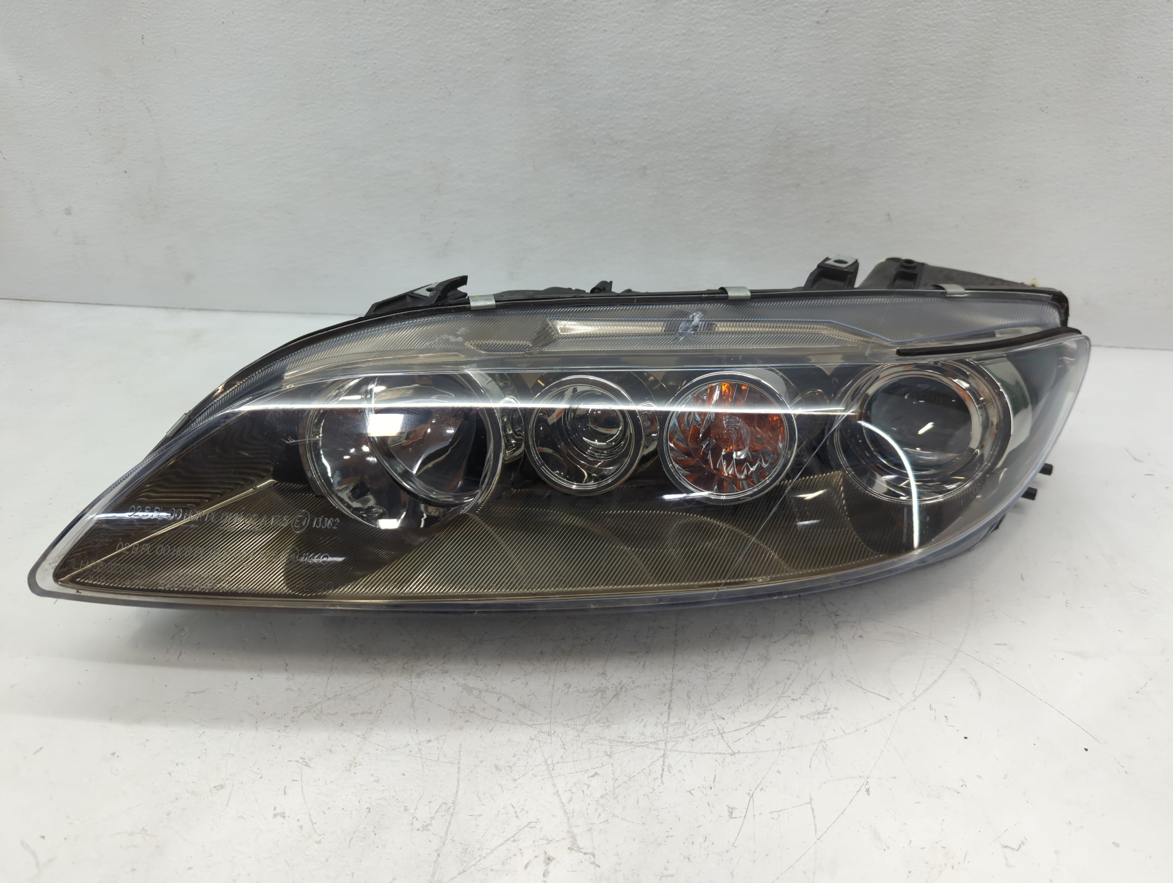 Picture of 2007 Mazda 6 Driver Left Oem Head Light Headlight Lamp 1074668