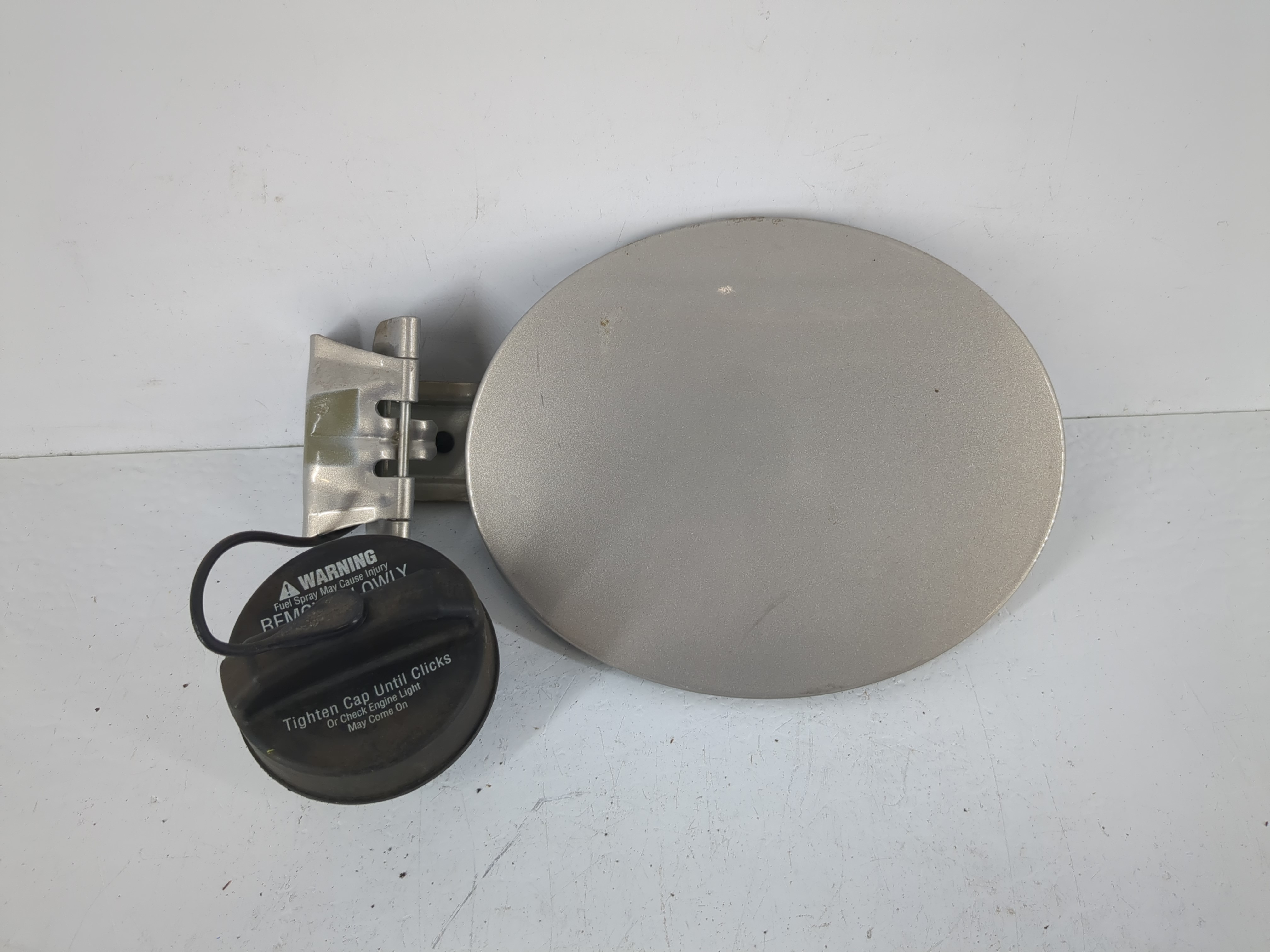 Picture of 2007 Mazda 6 Fuel Tank Door Lid Gas Tank Beige 1074712
