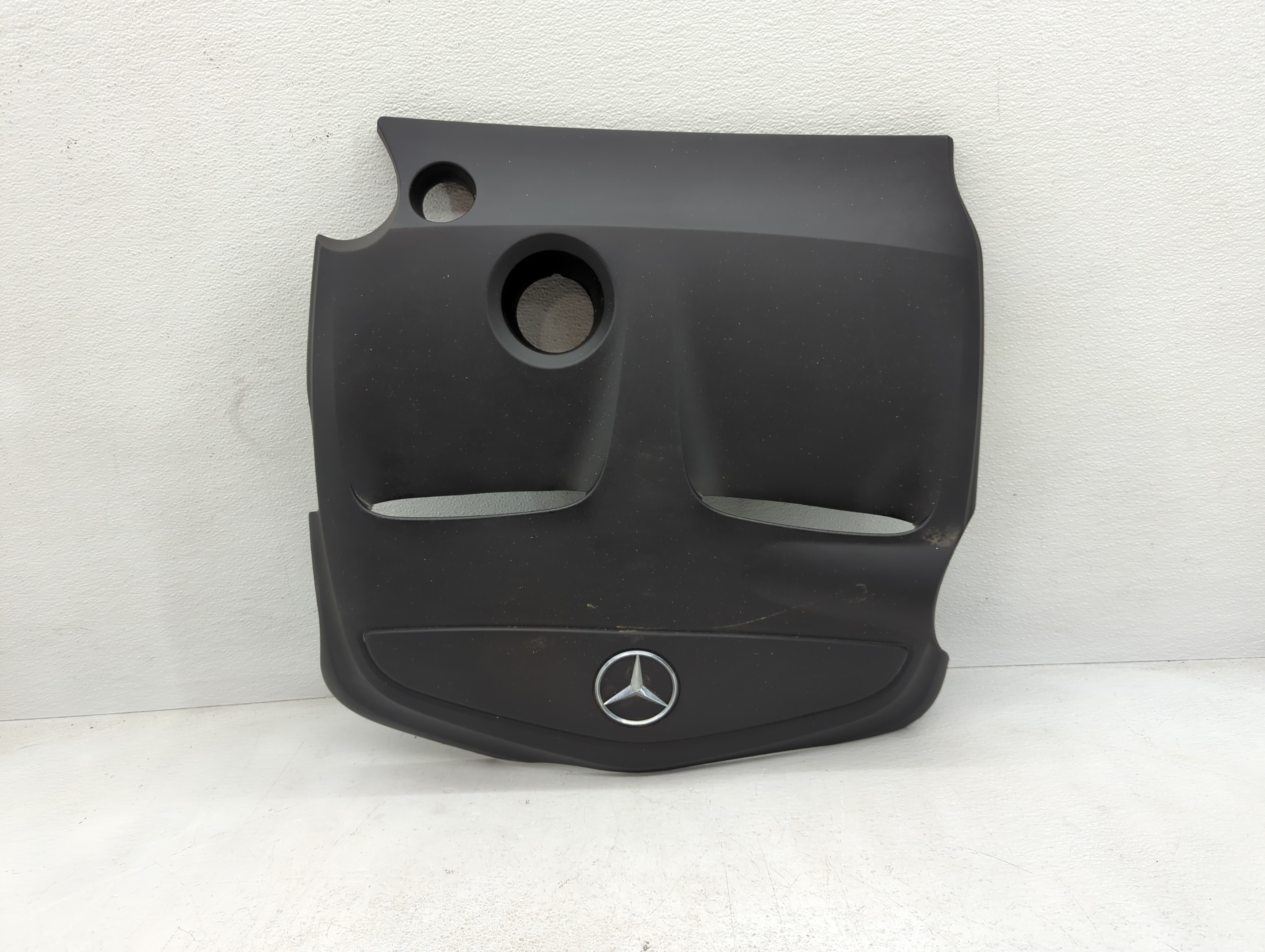 2018 Mercedes-benz Cla250 Engine Cover 1074784 - Oemusedautoparts1.com