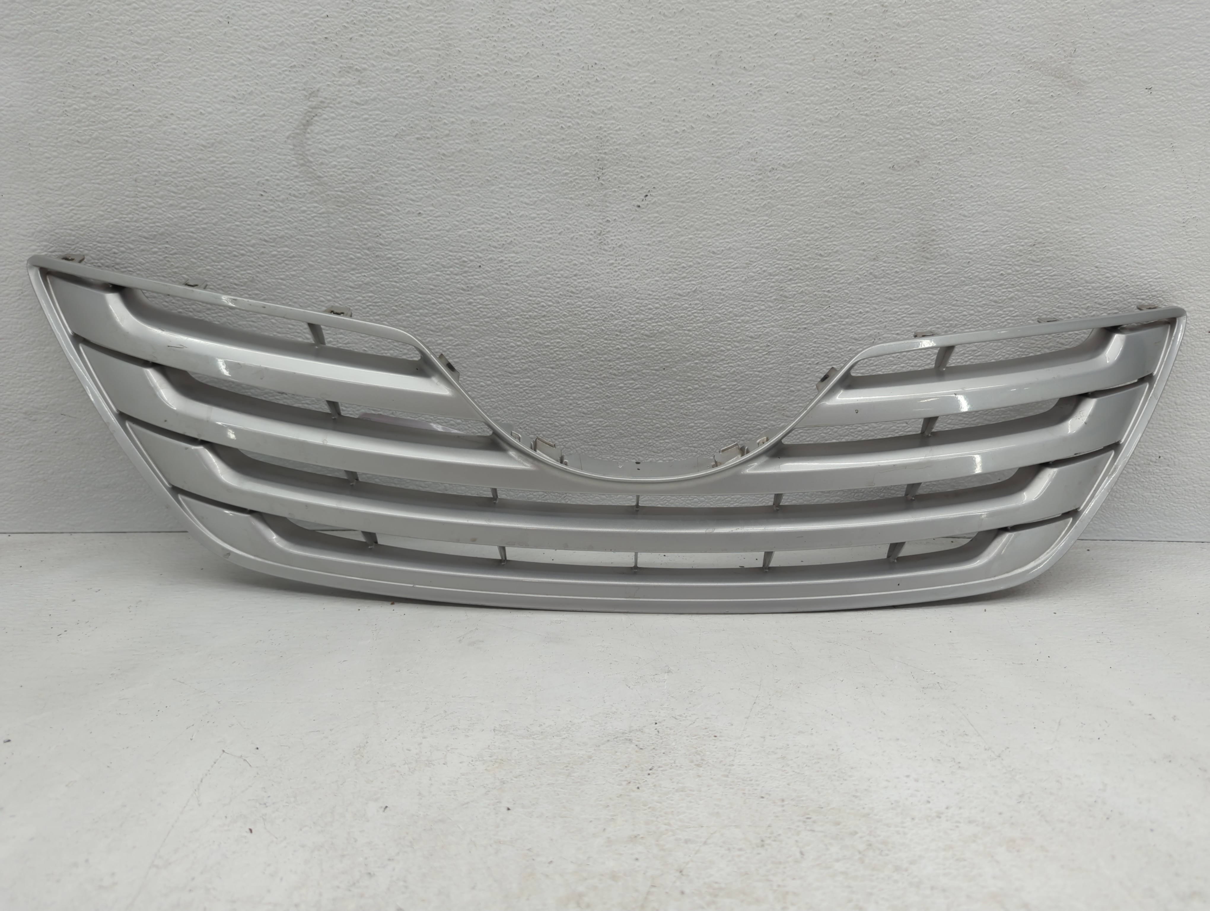 2007-2009 Toyota Camry Front Bumper Grille Cover 1074796 - Oemusedautoparts1.com