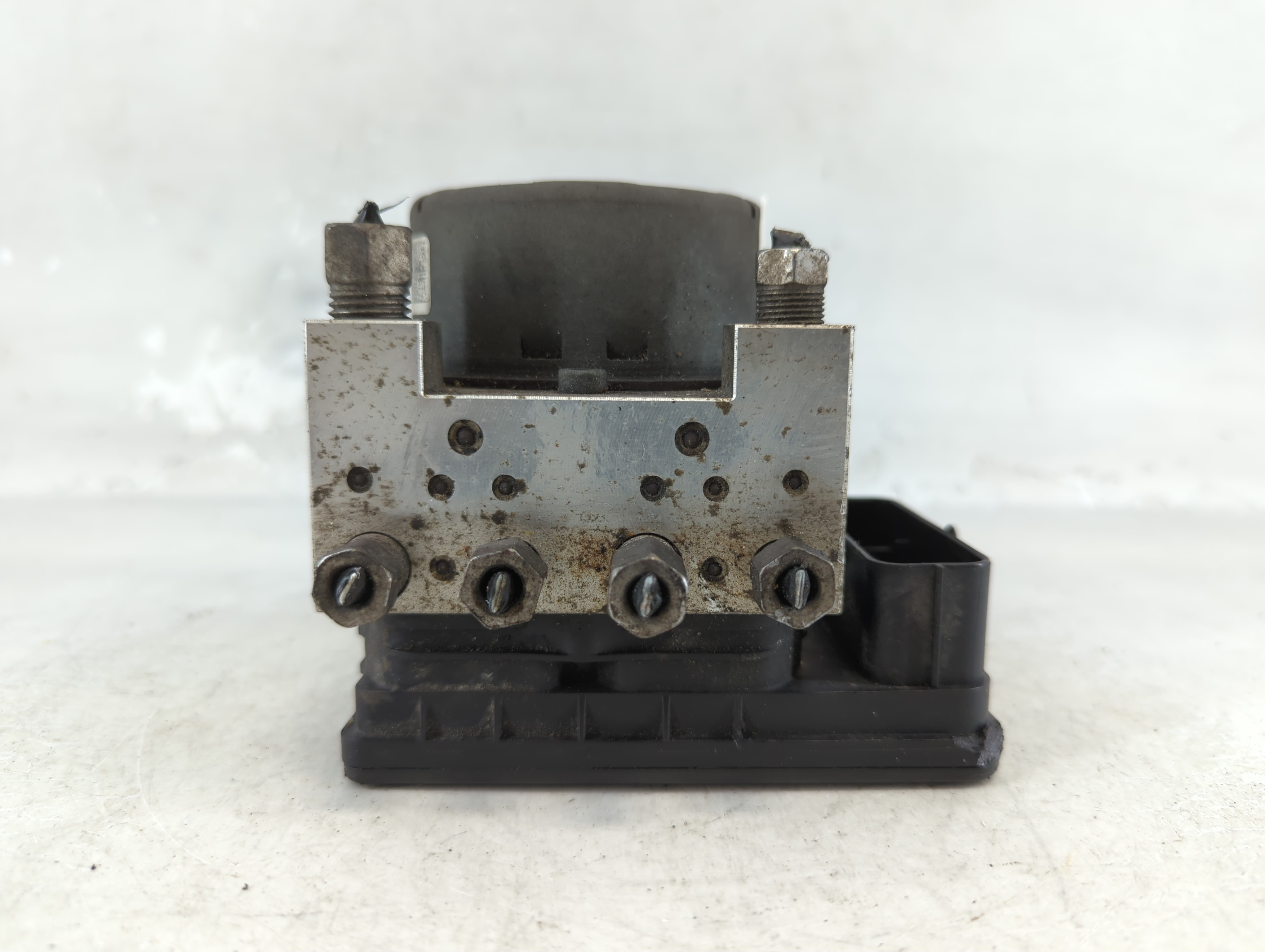 2015-2022 Dodge Charger Abs Pump Control Module 1074804 - Oemusedautoparts1.com