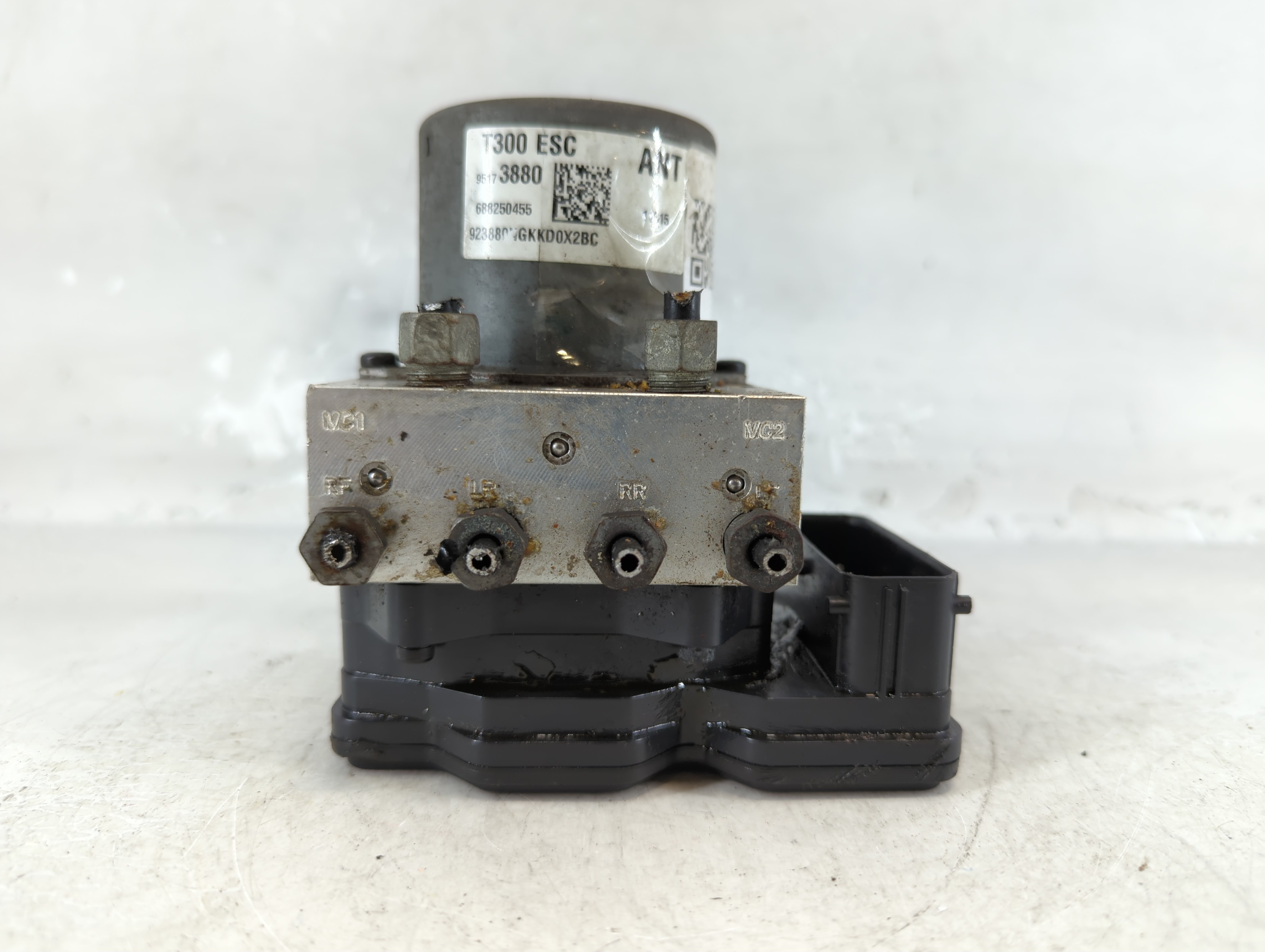2012-2013 Chevrolet Sonic Abs Pump Control Module 1074805 - Oemusedautoparts1.com