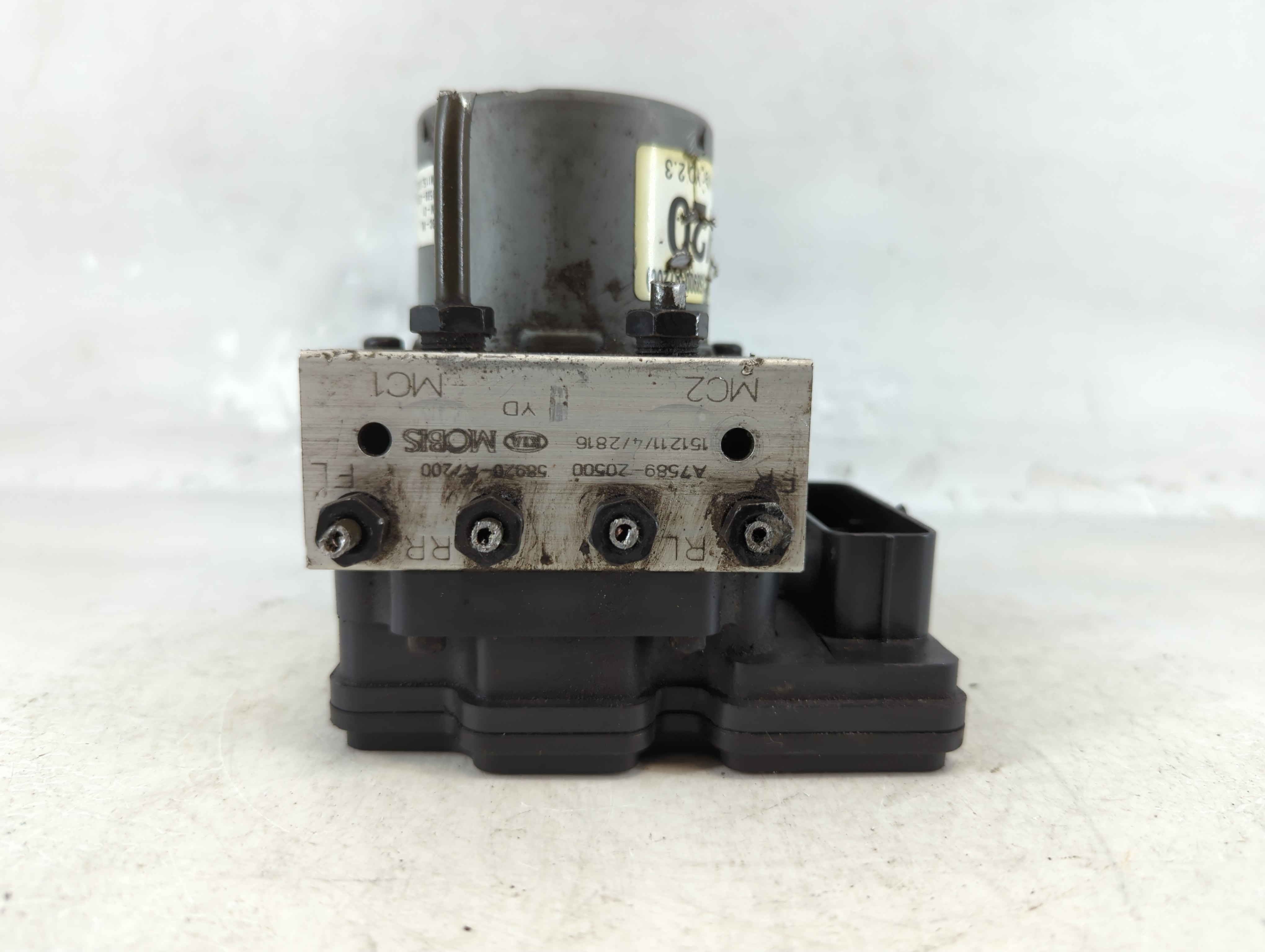 2014-2016 Kia Forte Abs Pump Control Module 1074806 - Oemusedautoparts1.com