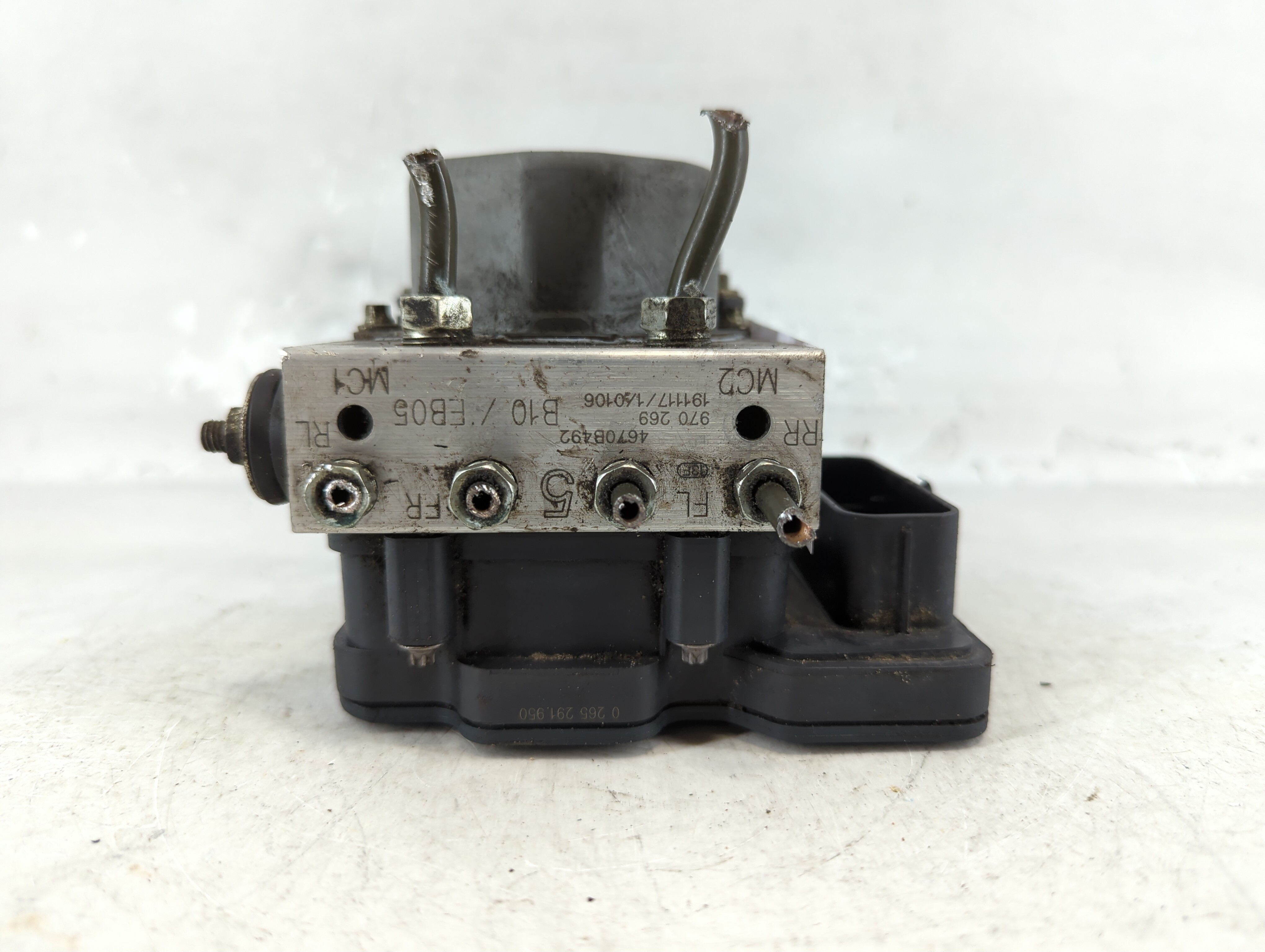 2020 Mitsubishi Mirage Abs Pump Control Module 1074810 - Oemusedautoparts1.com