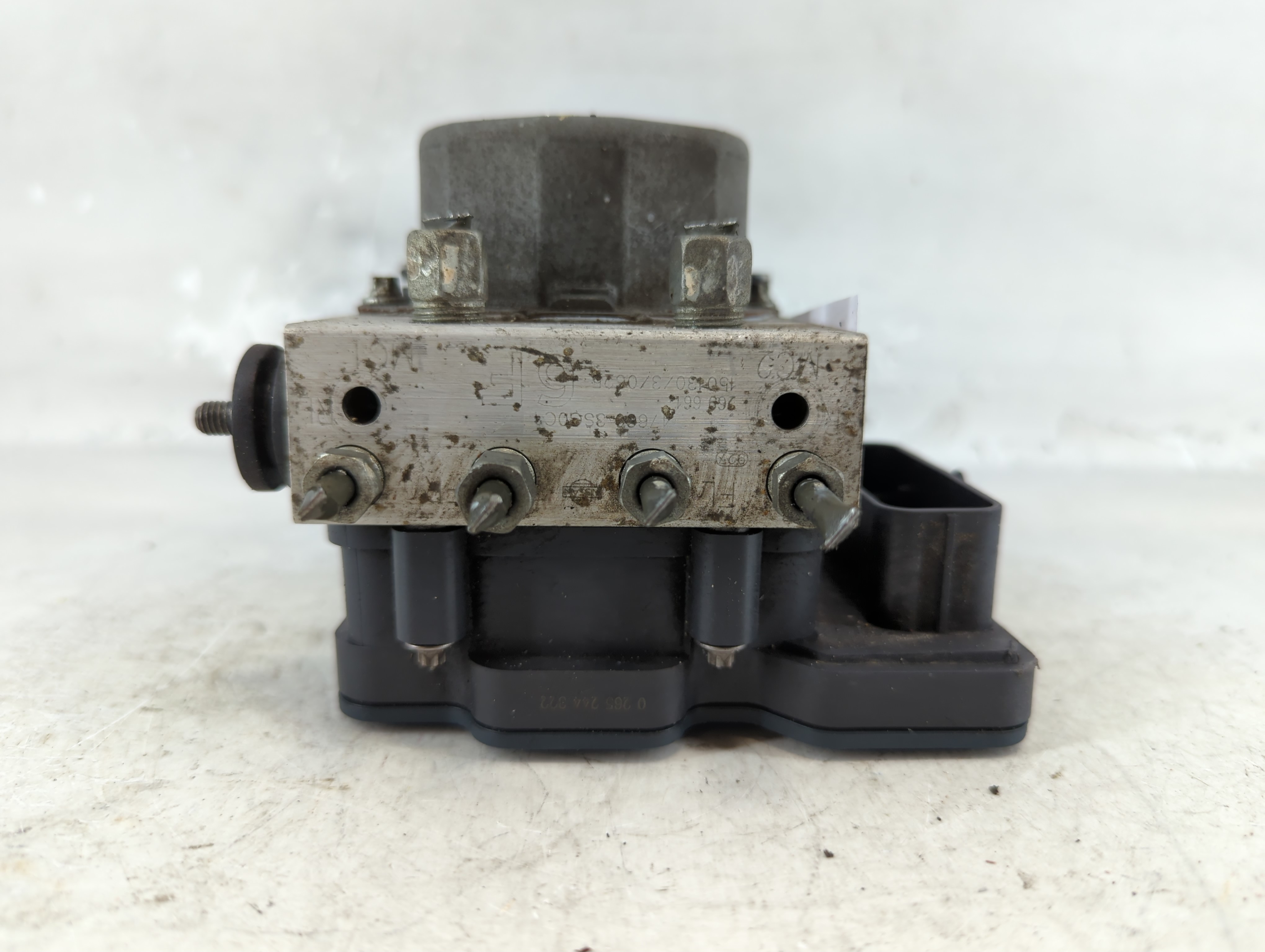 Picture of 2015-2017 Nissan Sentra Abs Pump Control Module 1074811