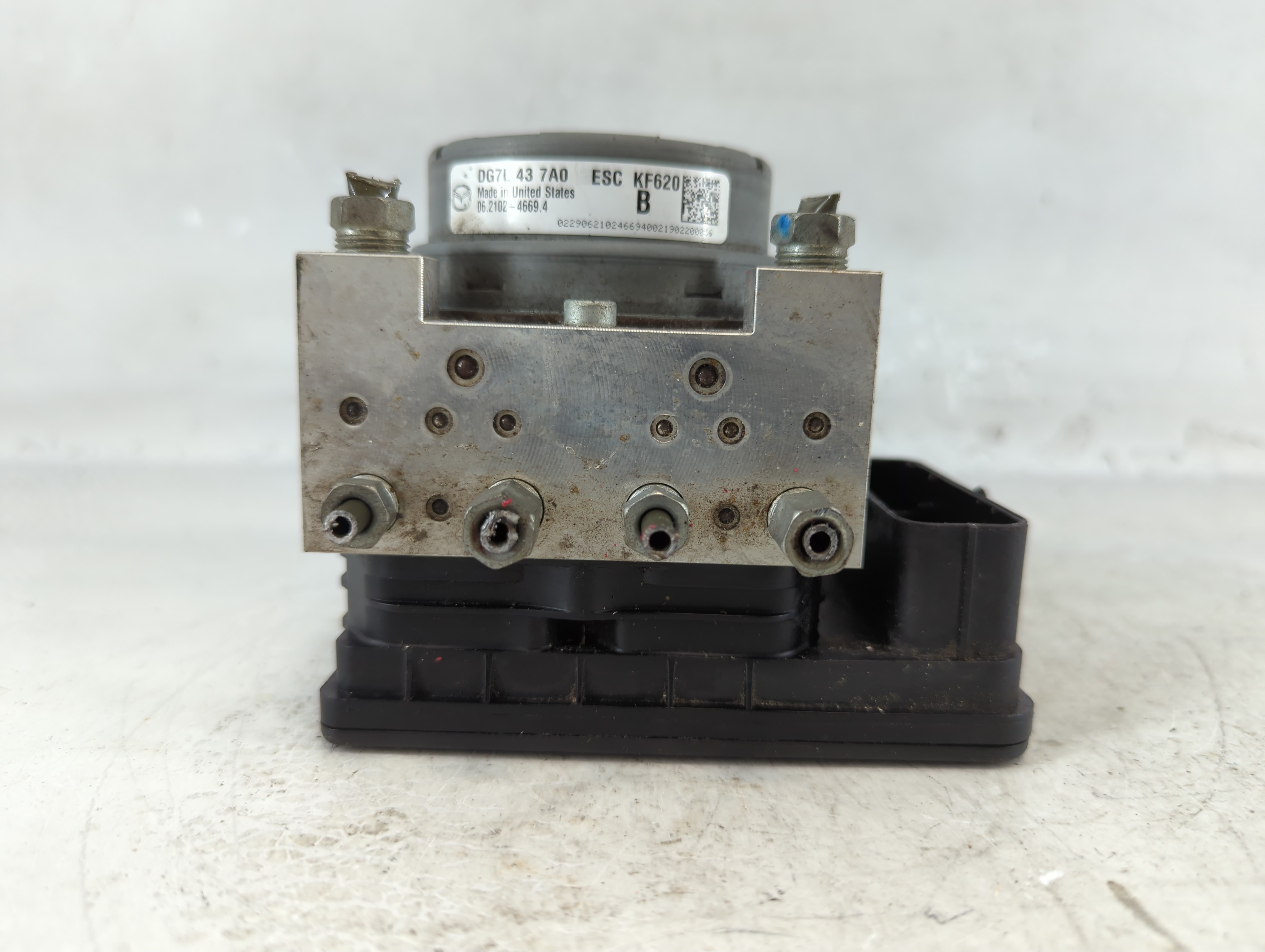 2018-2020 Toyota Yaris Abs Pump Control Module 1074862 - Oemusedautoparts1.com
