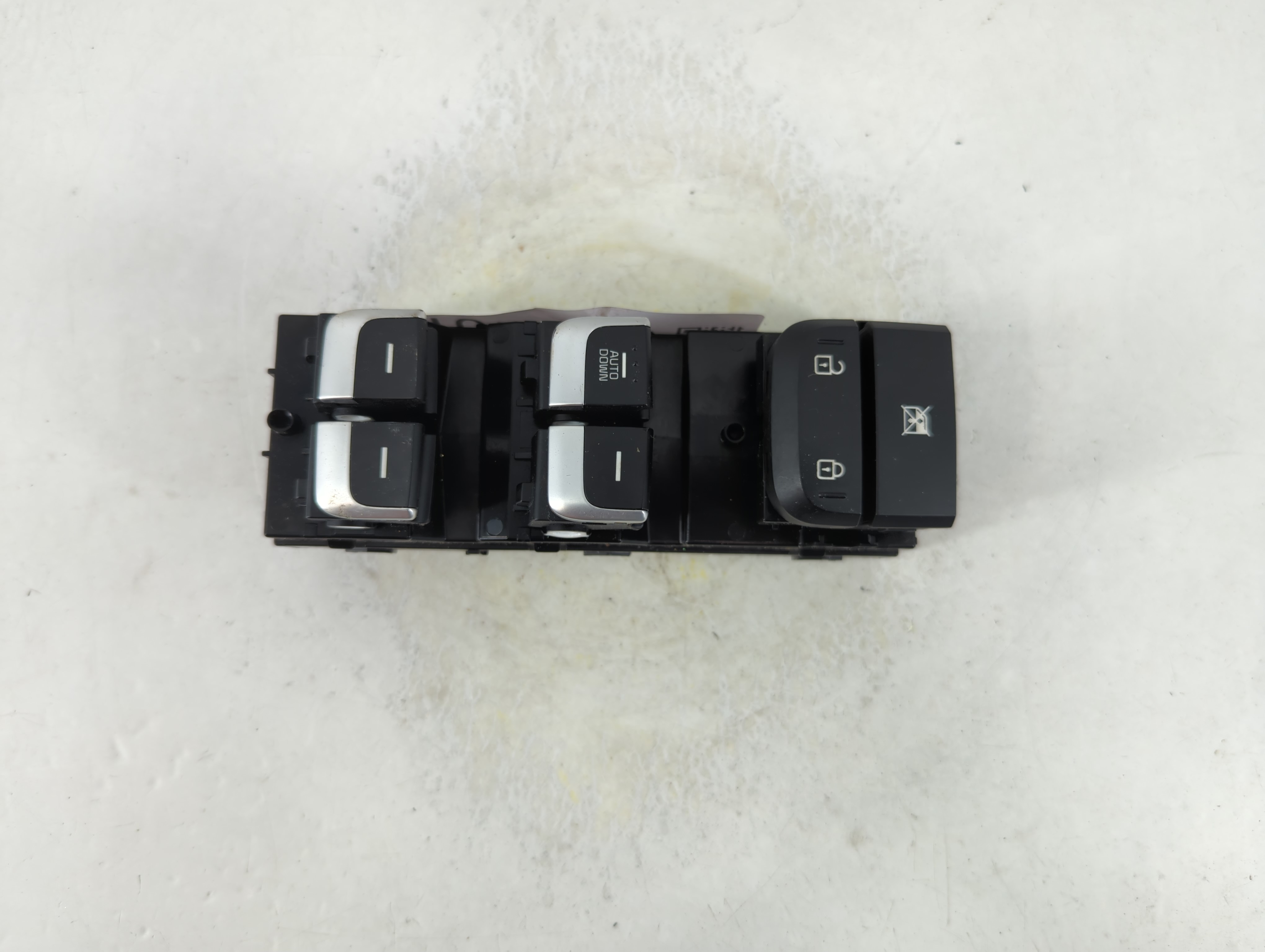 Picture of 2017-2021 Kia Sportage Driver Left Door Master Power Window Switch 1074867