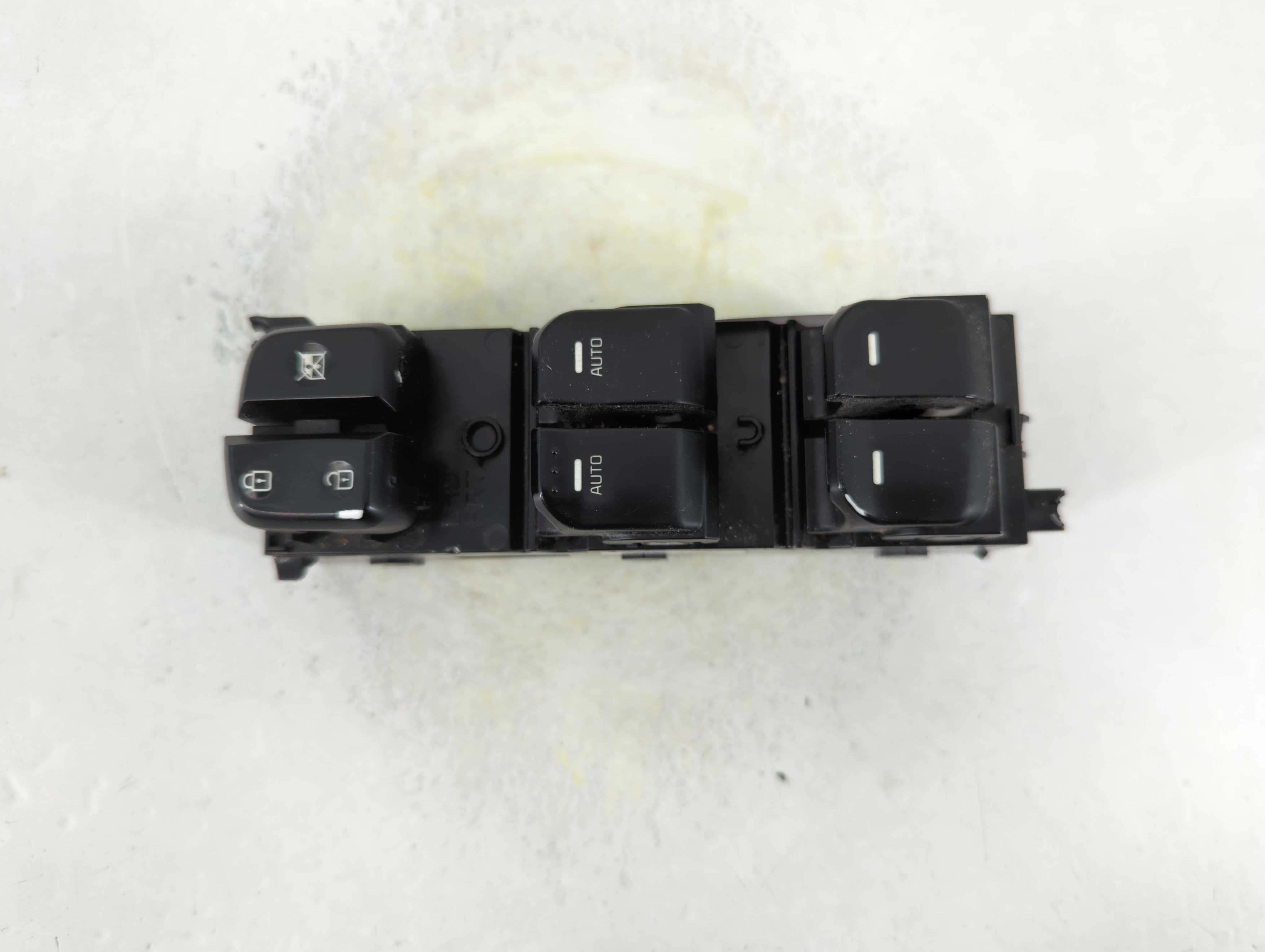 Picture of 2014-2016 Kia Soul Driver Left Door Master Power Window Switch 1074877