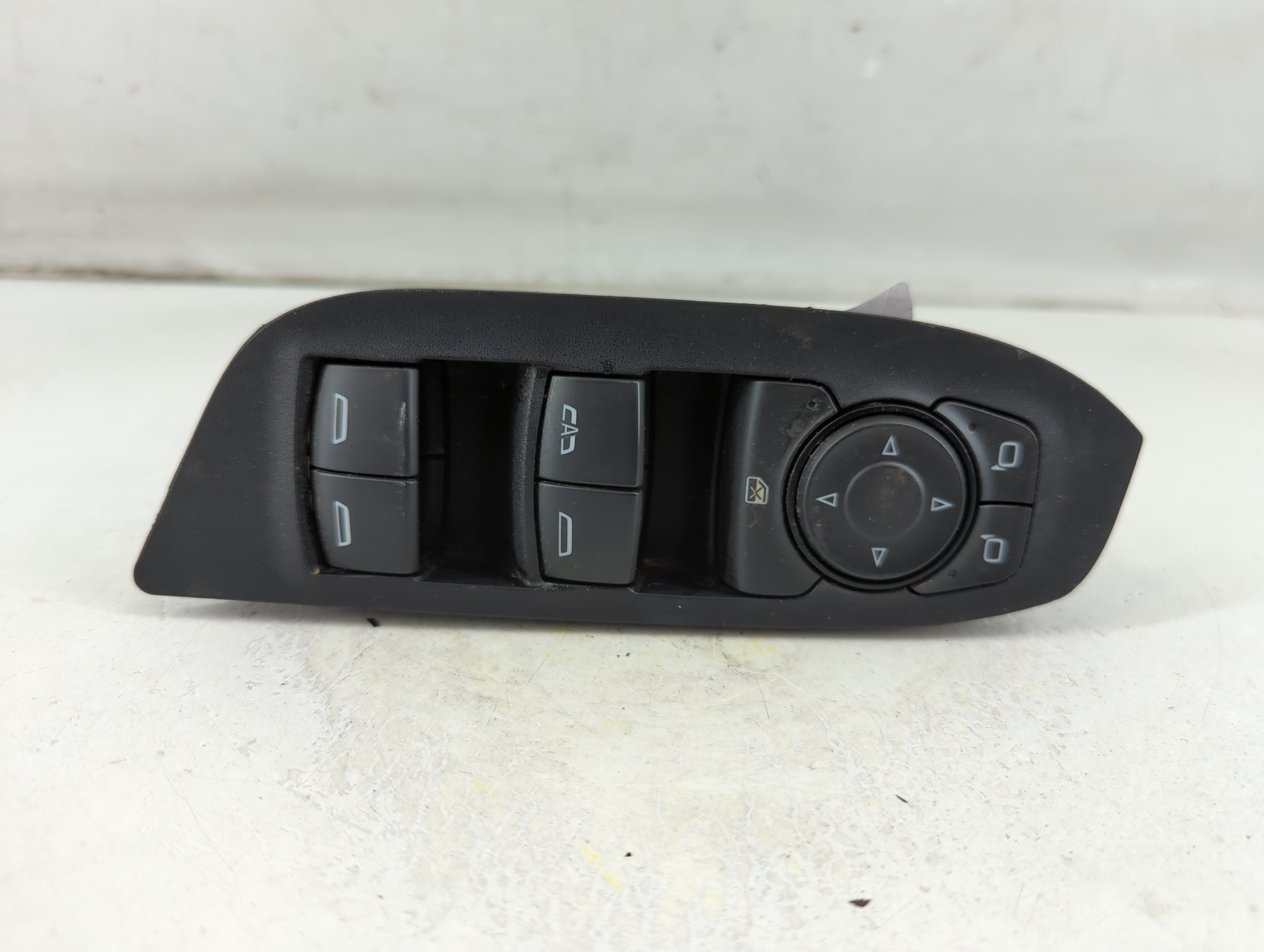 2018-2022 Chevrolet Equinox Driver Left Door Master Power Window Switch 1074881 - Oemusedautoparts1.com