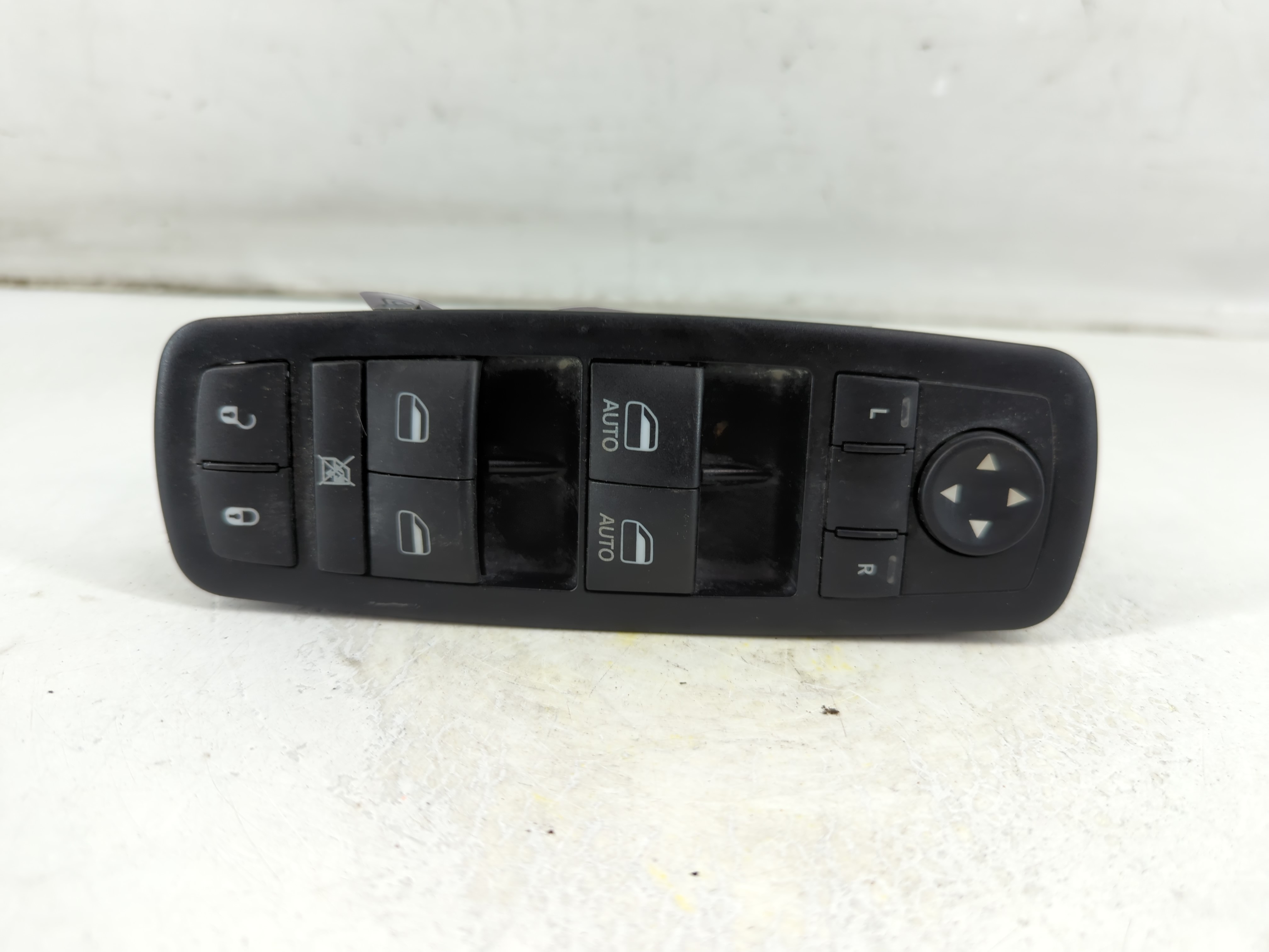 Picture of Dodge Ram 1500 Driver Left Door Master Power Window Switch 56046823ae 1074892