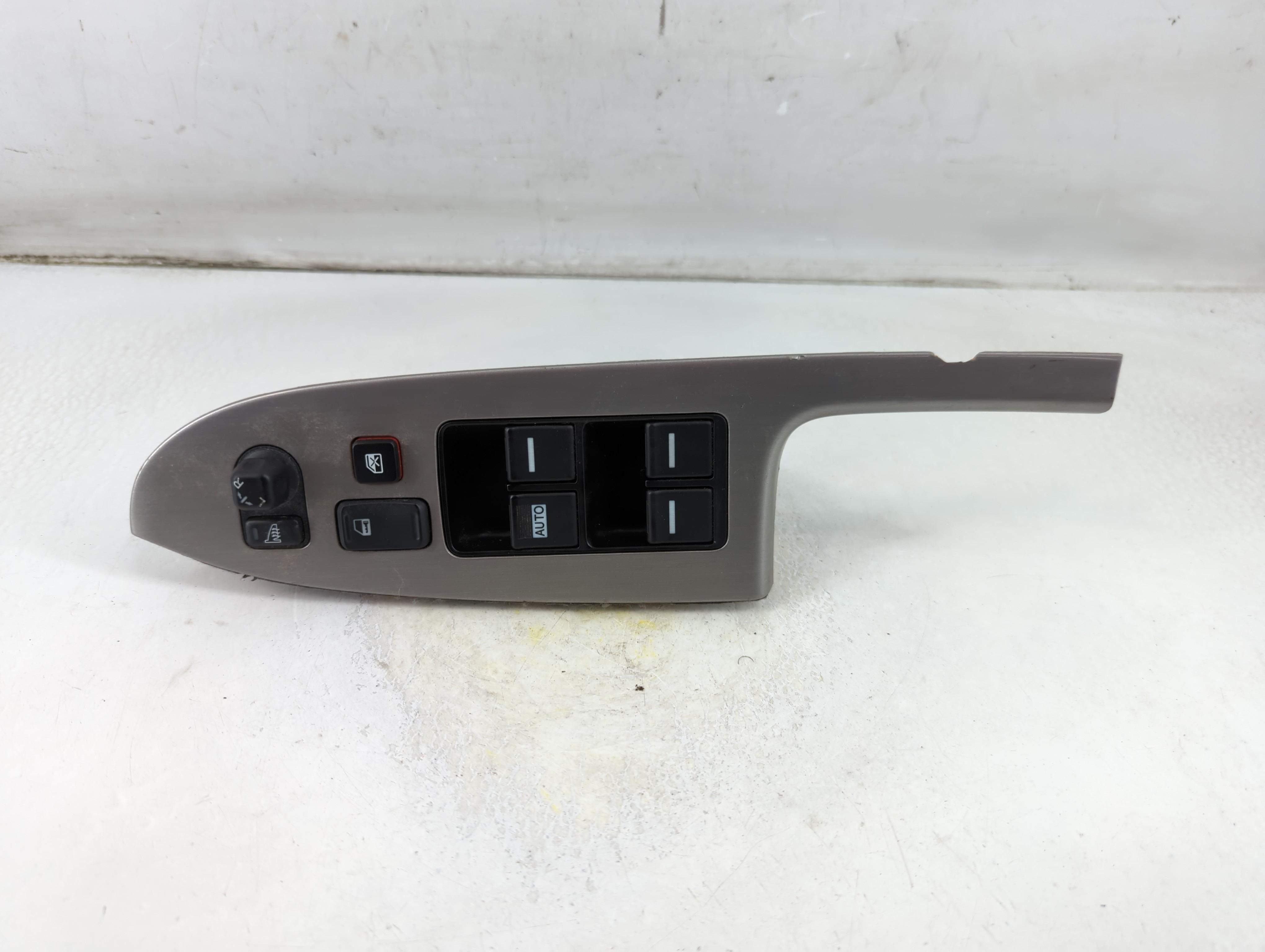 2005-2007 Honda Accord Driver Left Door Master Power Window Switch 1074894 - Oemusedautoparts1.com